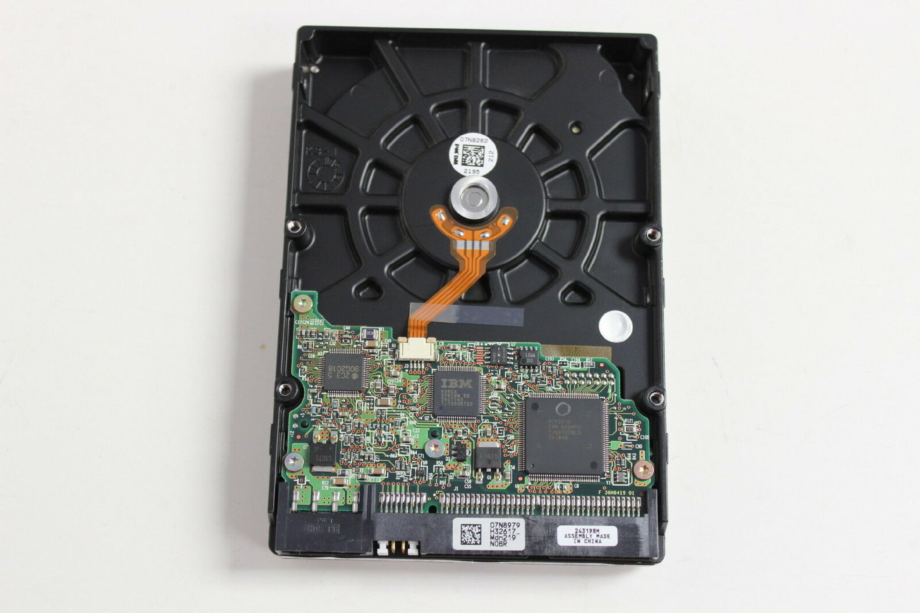 IBM IC35L020AVVN07-0 DESKSTAR 20GB AT 3.5 INCH HARD DRIVE