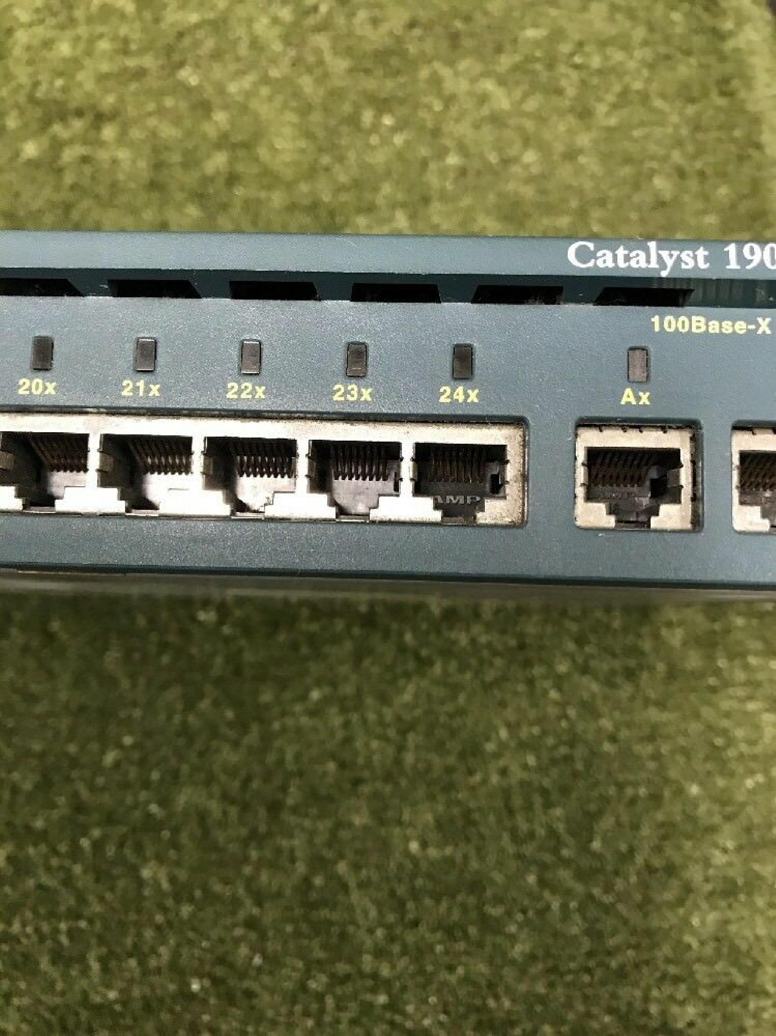 CISCO SYSTEMS CATALYST 1900 SERIES CATALYST 1900 24 PORT 10BT 2X 100BTX ETHERNET SWITCH DC POWER