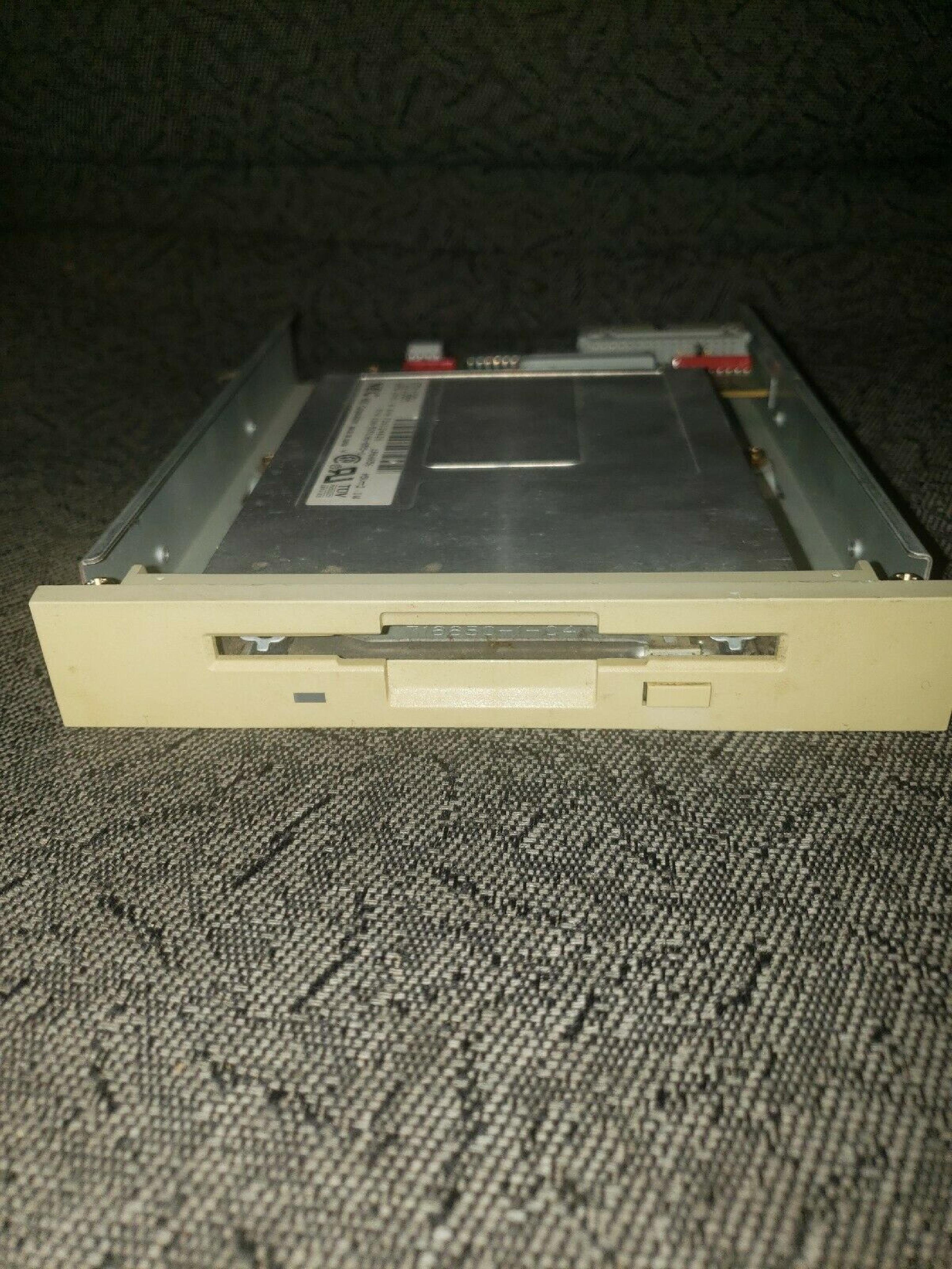 NEC FD1138H 3.5 INCH FLOPPY DRIVE 34 PIN NO BEZEL