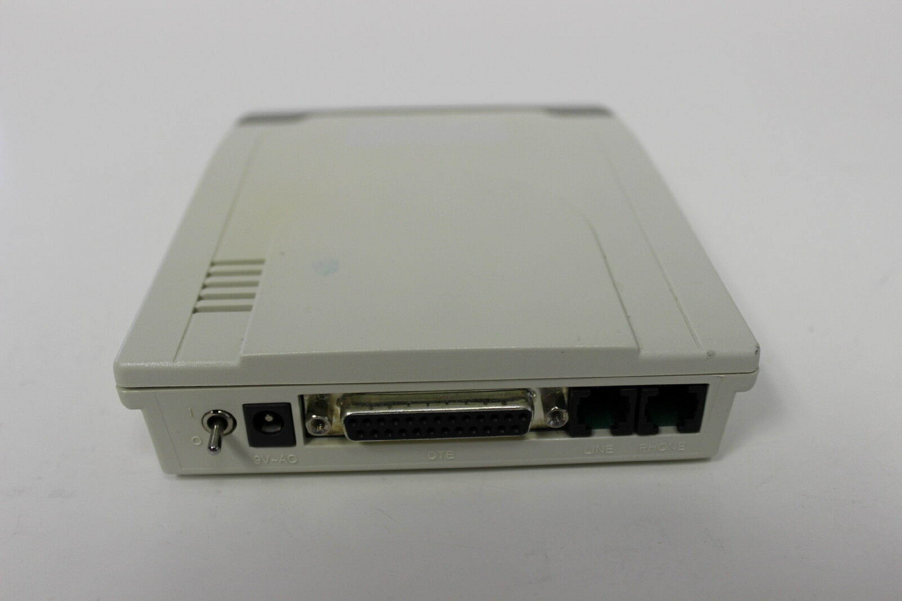 HAYES 5901US ACCURA 288 FAX MODEM V.34 +