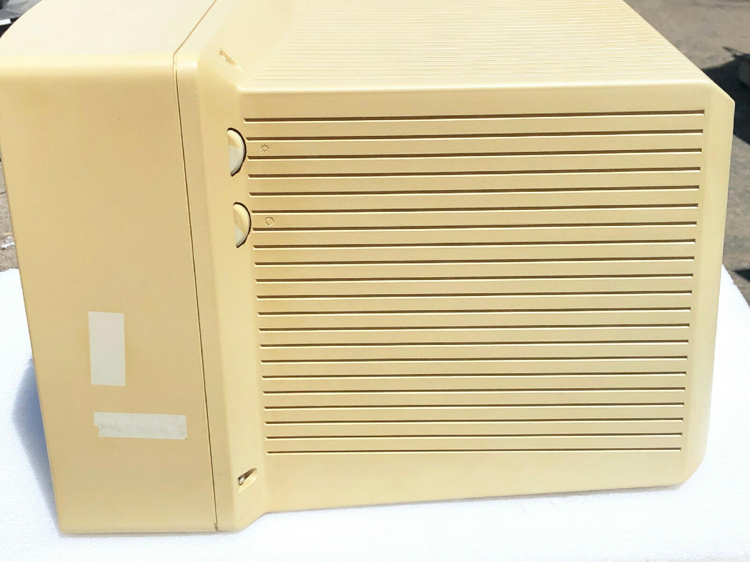 APPLE RGB MONITOR RGB, 13INCH COLOR HIGH RESOLUTION