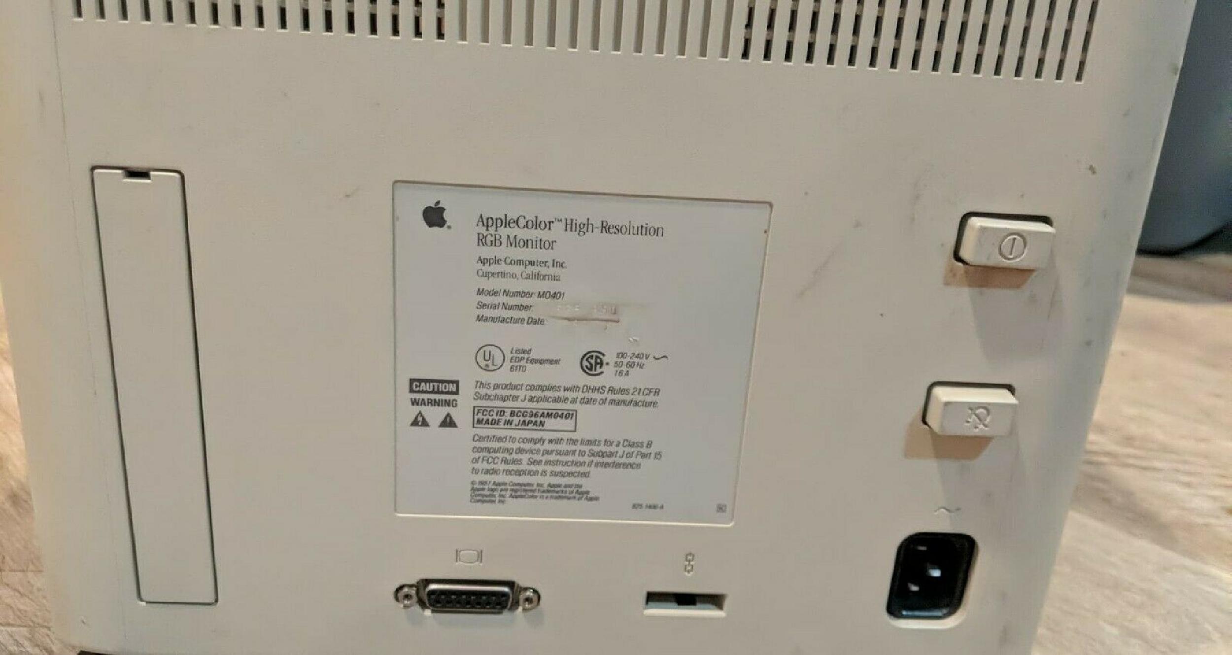 APPLE RGB MONITOR RGB, 13INCH COLOR HIGH RESOLUTION