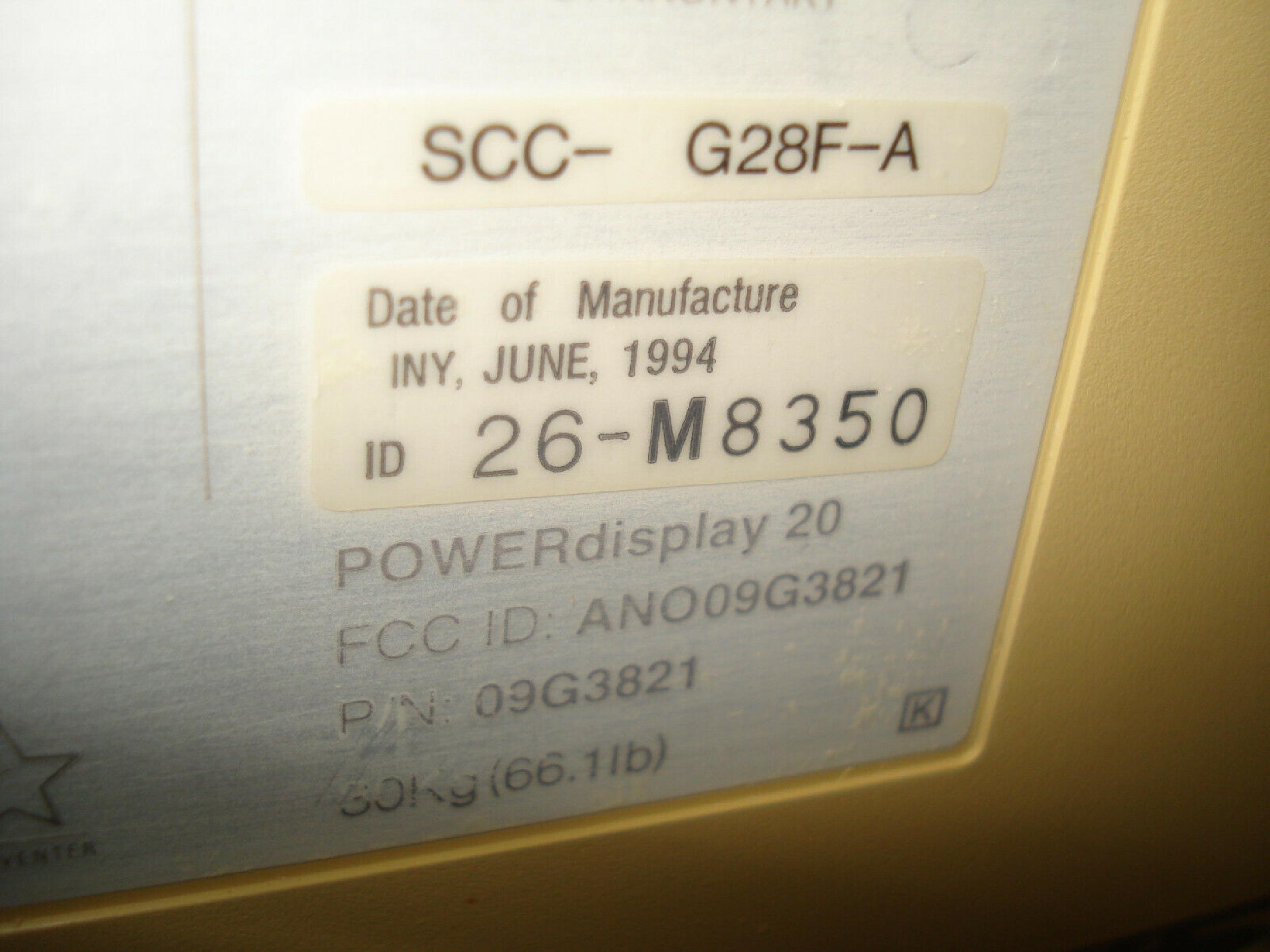 IBM 09G3821 VGA POWER DISPLAY 20, TESTED-DIM, CLEAR PICTURE GOOD PICTURE, YELLOWED CASE SMALL CRACK