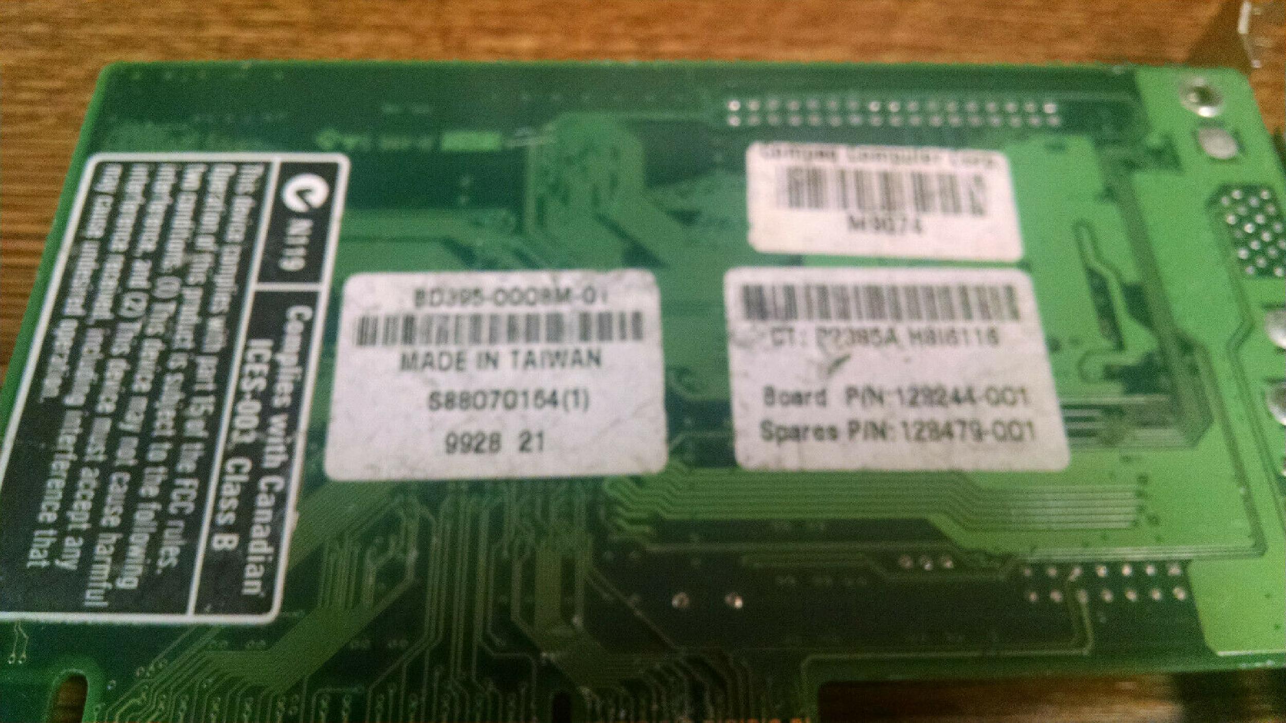 COMPAQ / HEWLETT PACKARD / HP 128244-001 SAVAGE 4 AGP 8MB VIDEO CARD