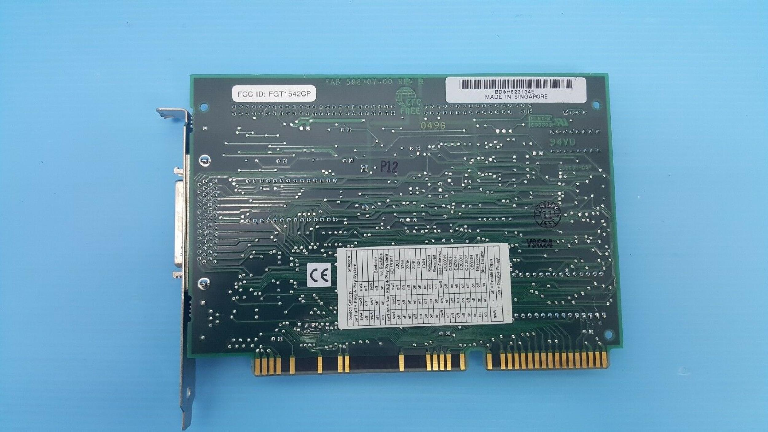 ADAPTEC AHA-1540/42CP ISA SCSI CARD INTERNAL 50 PIN NARROW & FD EXTERNAL 50 PIN HD
