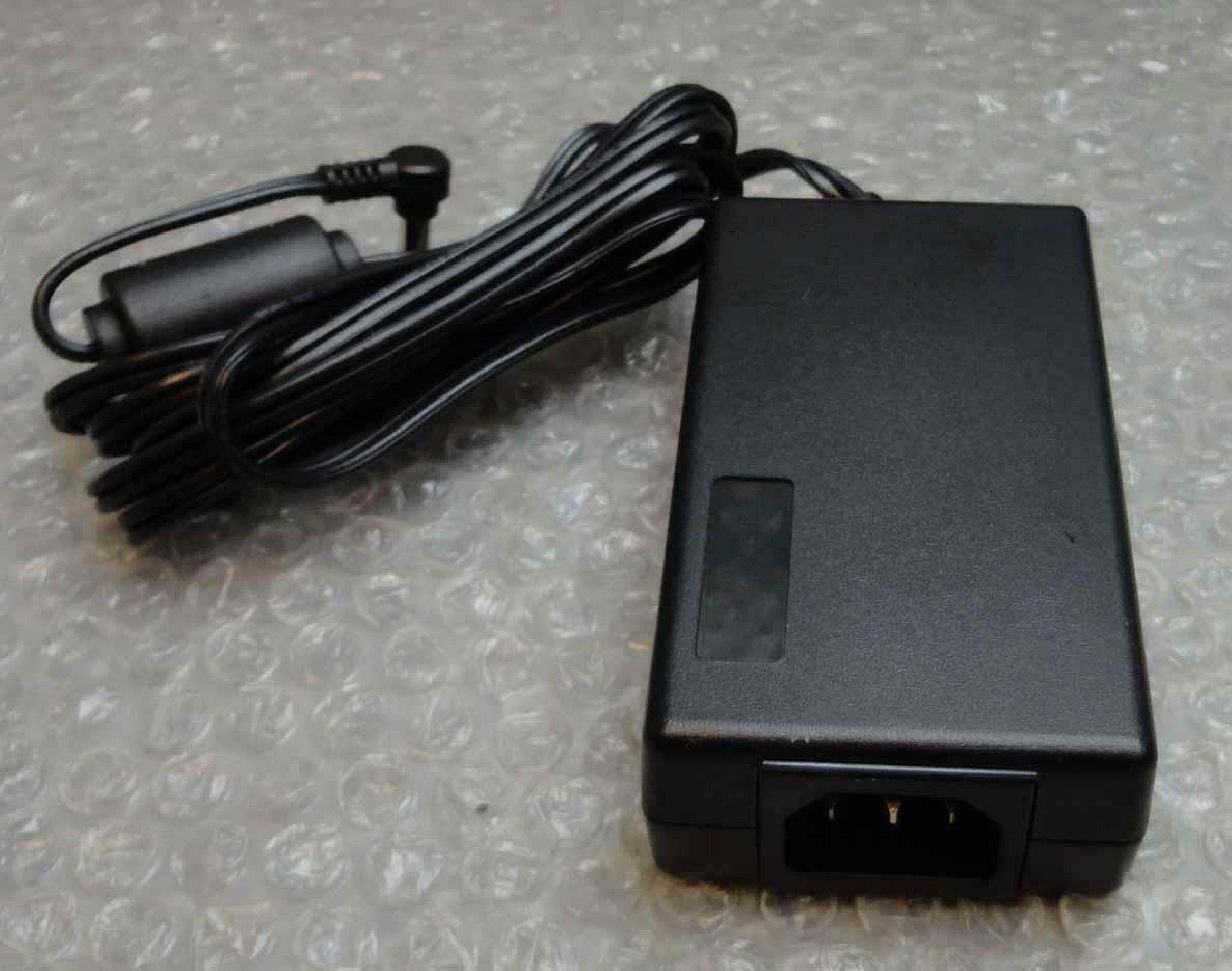 TOSHIBA PA2411U AC ADAPTER T1850C T2000 T4500C T4600C