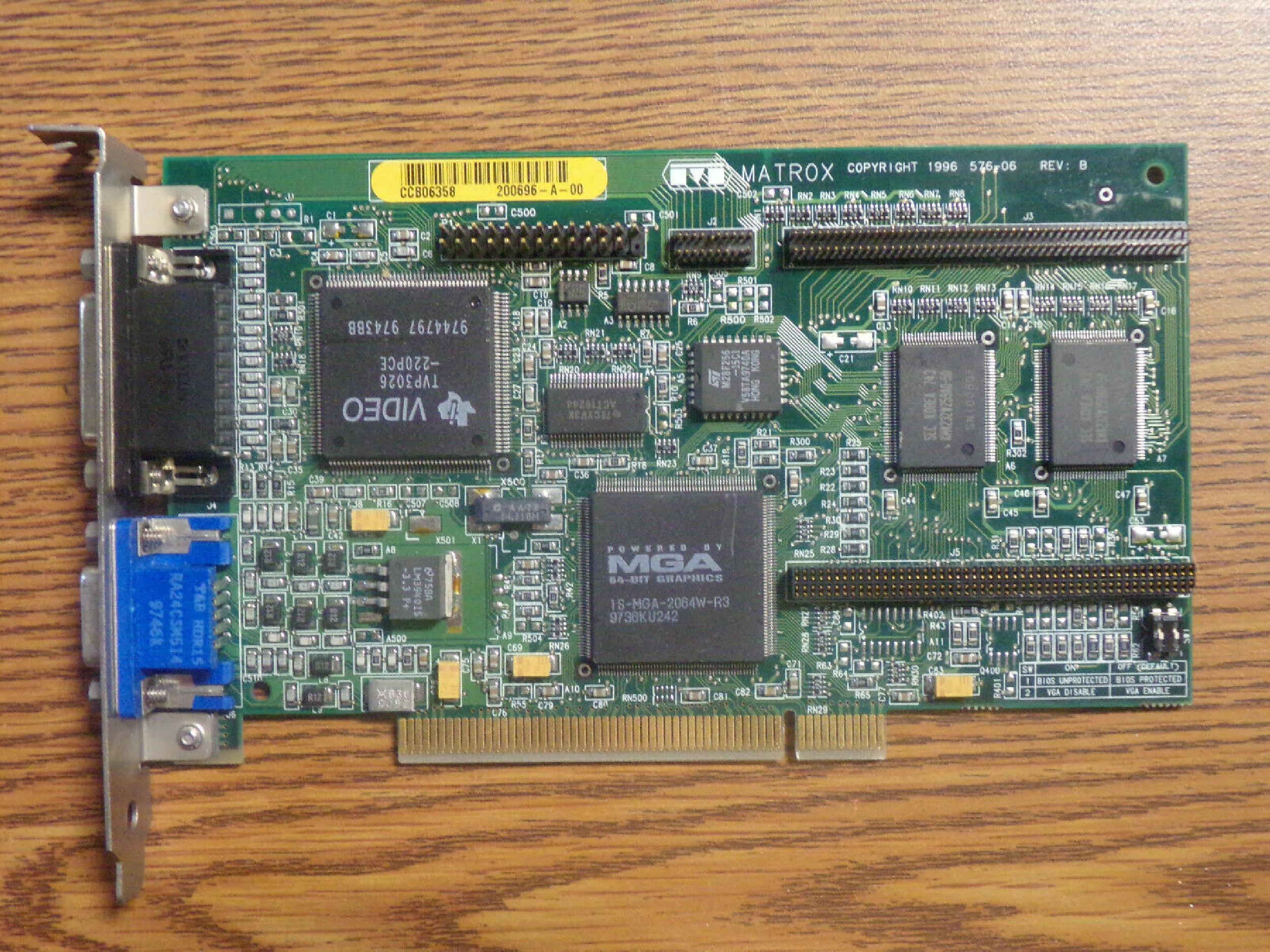 MATROX MGA-MIL/2/HP5 2MB PCI VIDEO ADAPTER CARD WITH VGA AND OUTPUT OUTPUTS