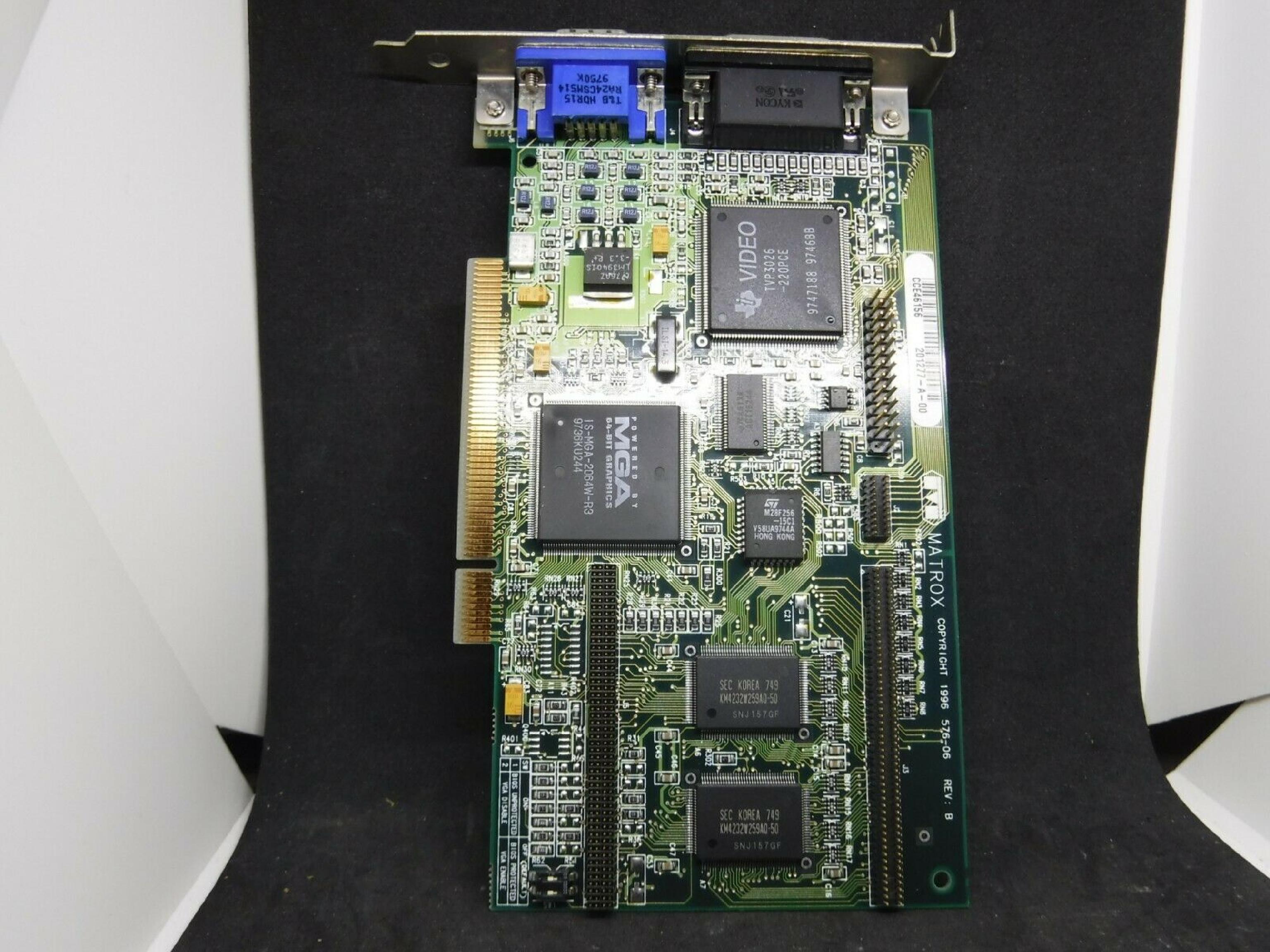 HEWLETT PACKARD / HP / MATROX 5064-0285 2MB PCI VIDEO ADAPTER CARD WITH VGA AND OUTPUT OUTPUTS