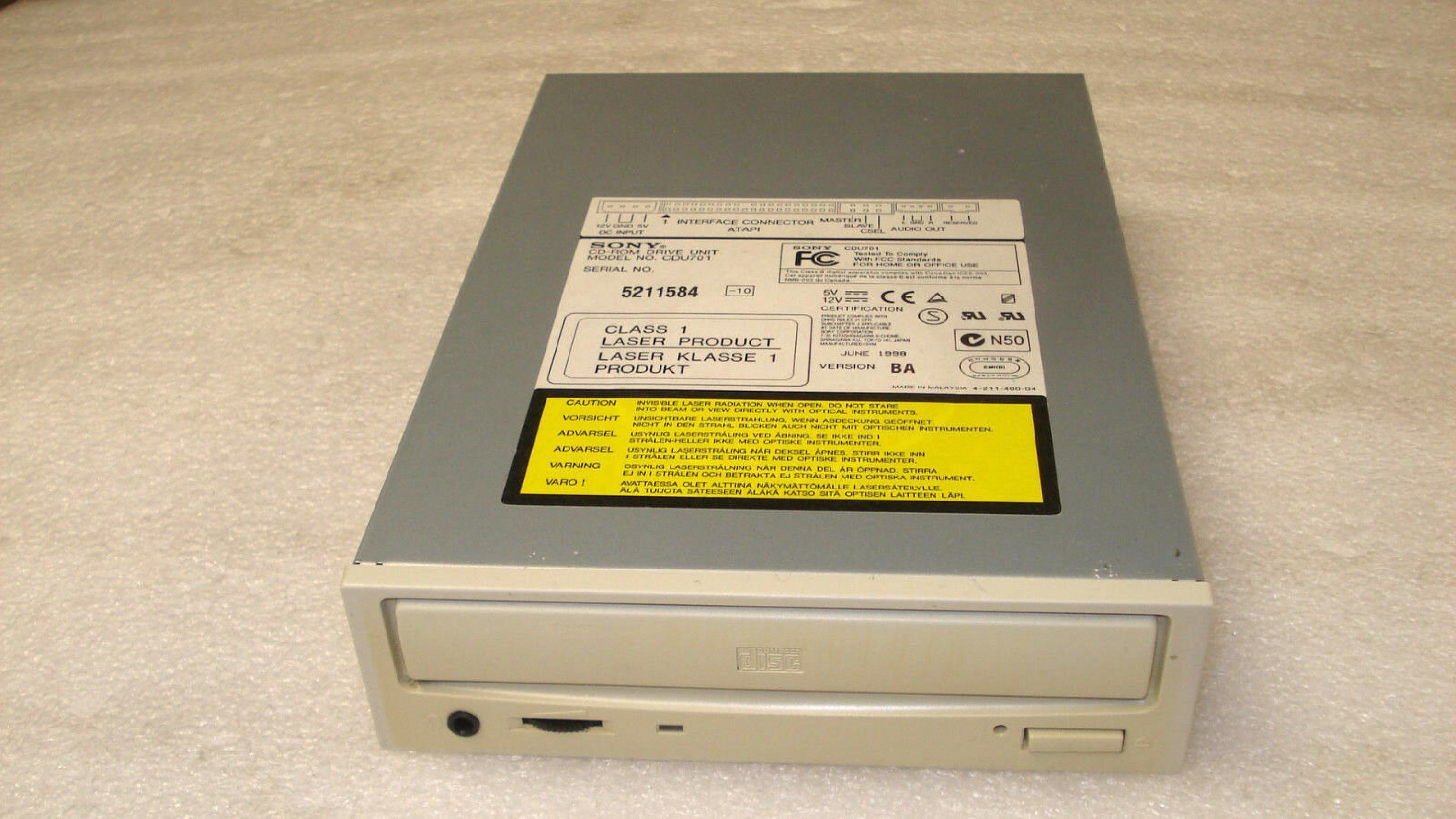 SONY CDU701 CDROM 32X BLACK BEZEL BEIGE