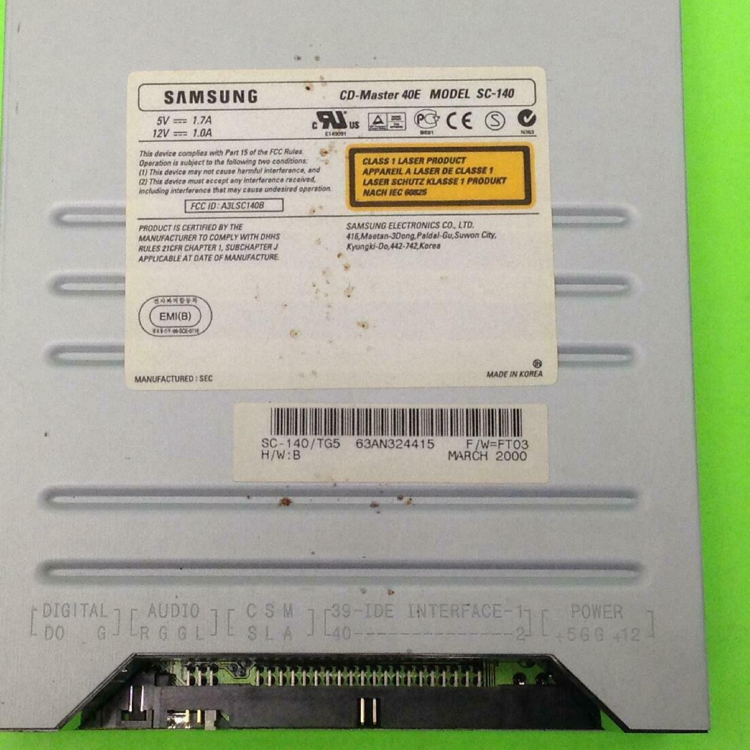 SAMSUNG SC-140 CDROM 40X IDE OFF WHITE PULLED FROM OPTIPLEX GX1 CD MASTER 40E CD-ROM DRIVE