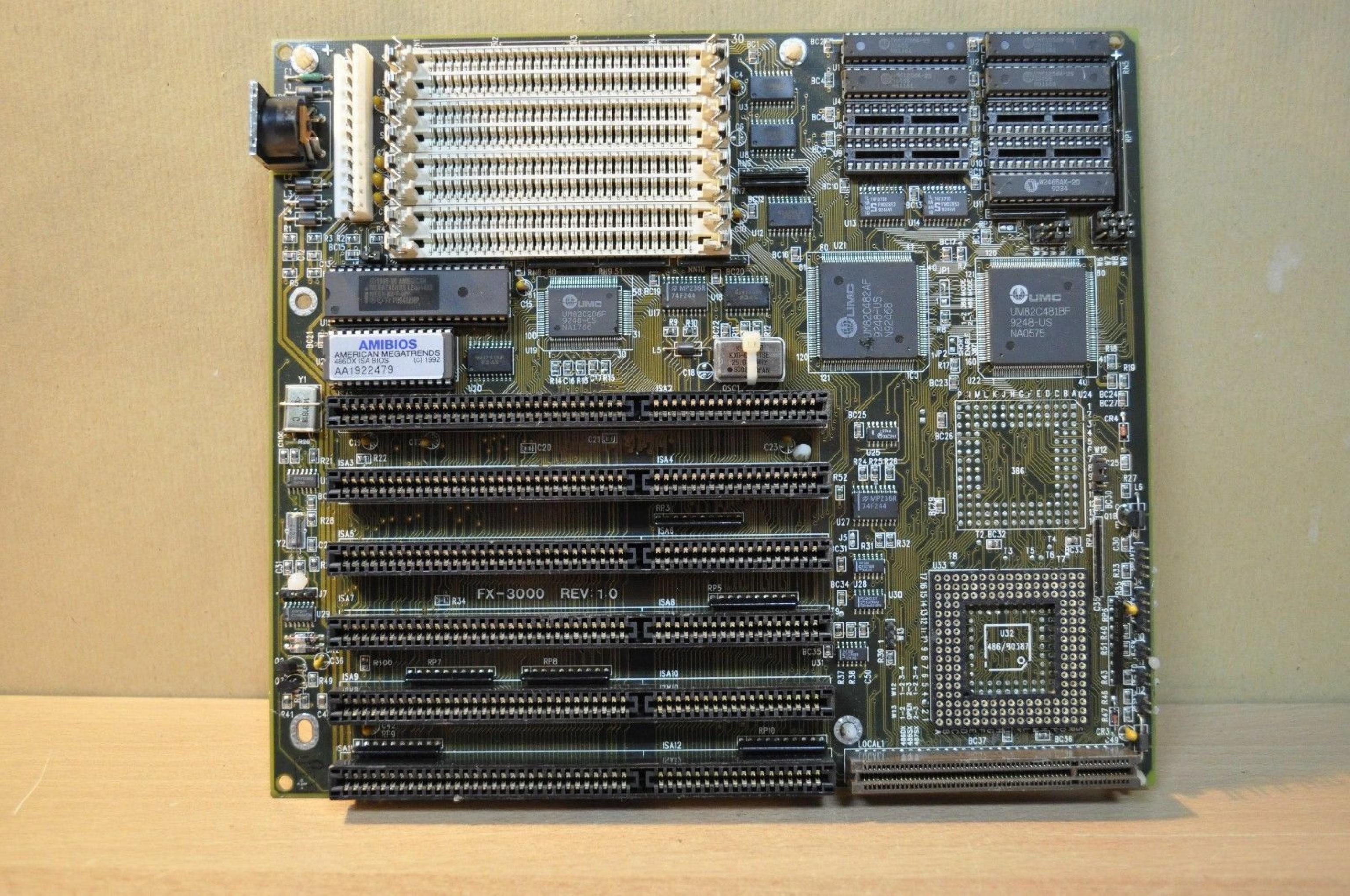 UMC FX-3000 6 16BIT ISA 386DX-33 SYSTEM BOARD 8 30PIN SIMM SOCKETS