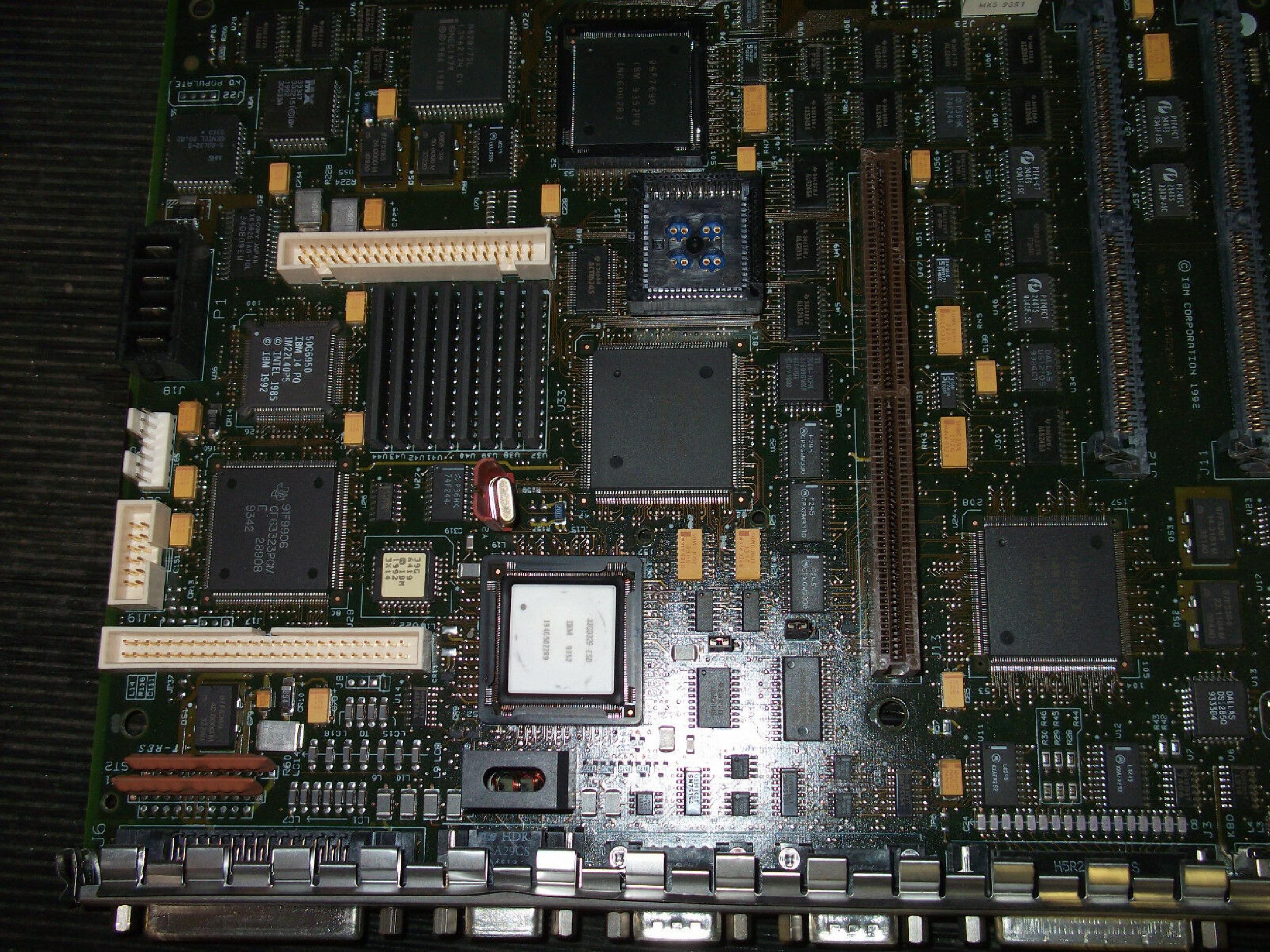 IBM 39G6407 SYSTEM BOARD FROM 9556-QBA