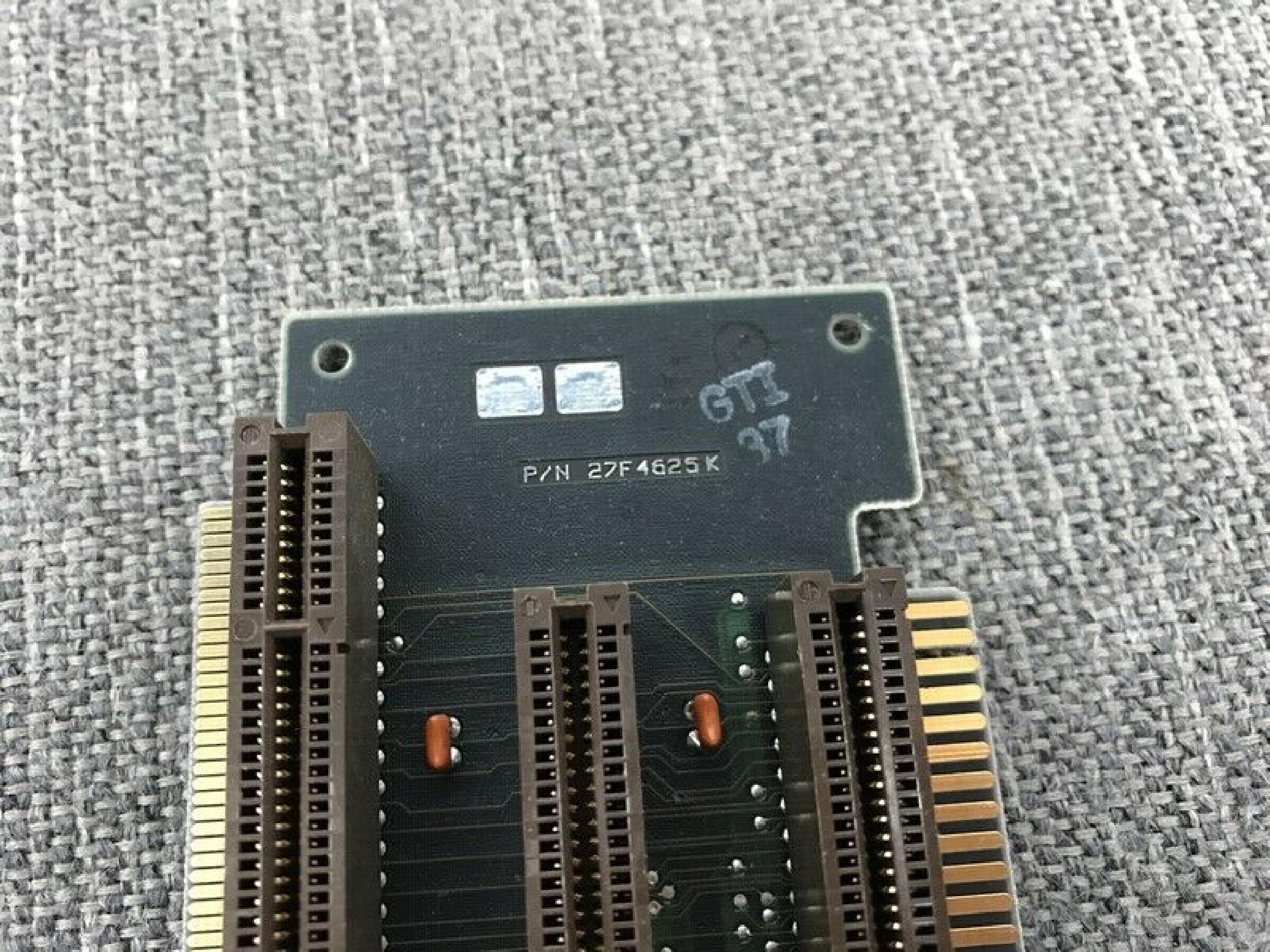 IBM 27F4666 RISER CARD PULLED FROM PS/2 MODEL 55 SX