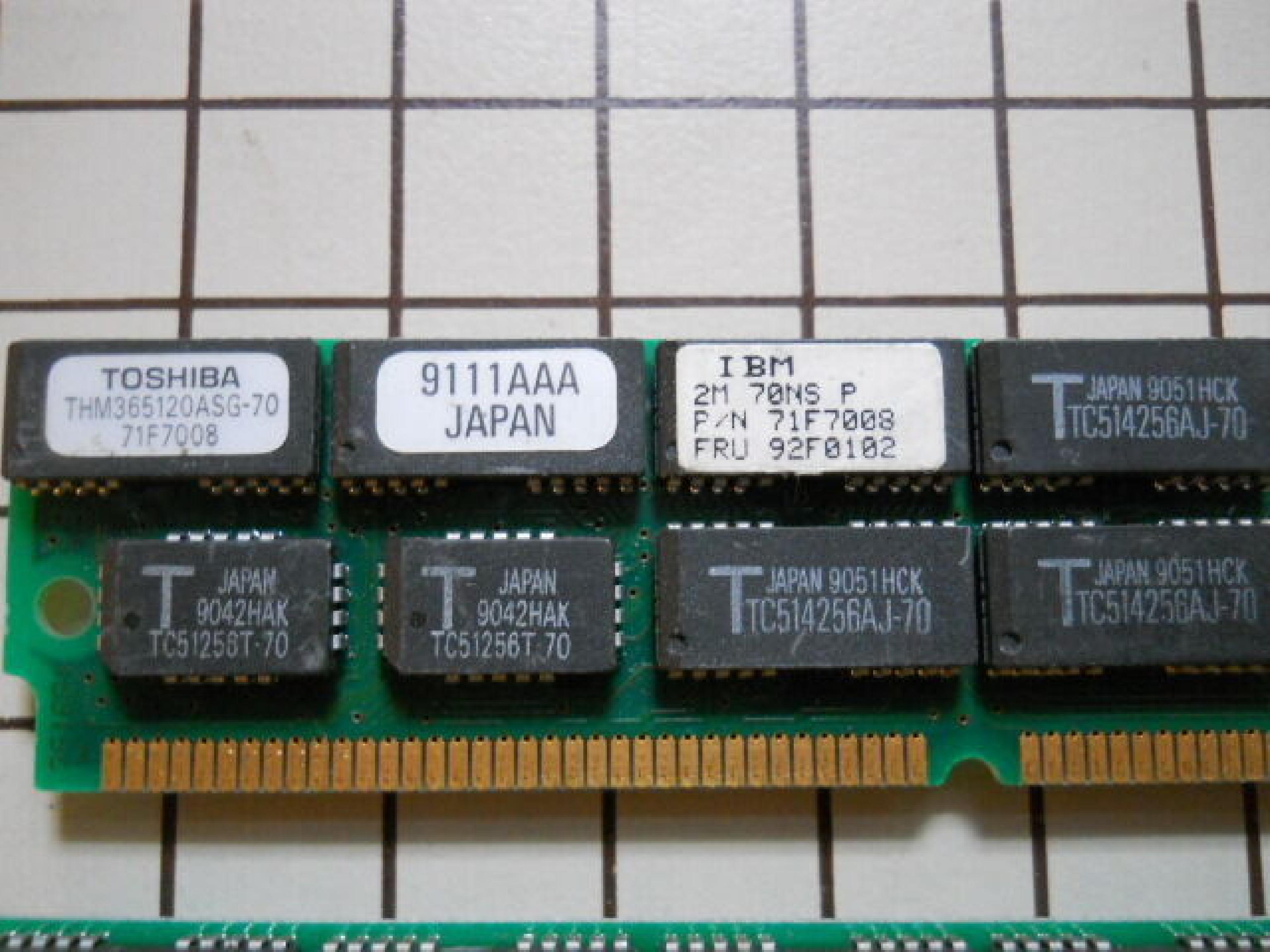 IBM 71F7008 MEMORY 2MB 70NS 72PIN