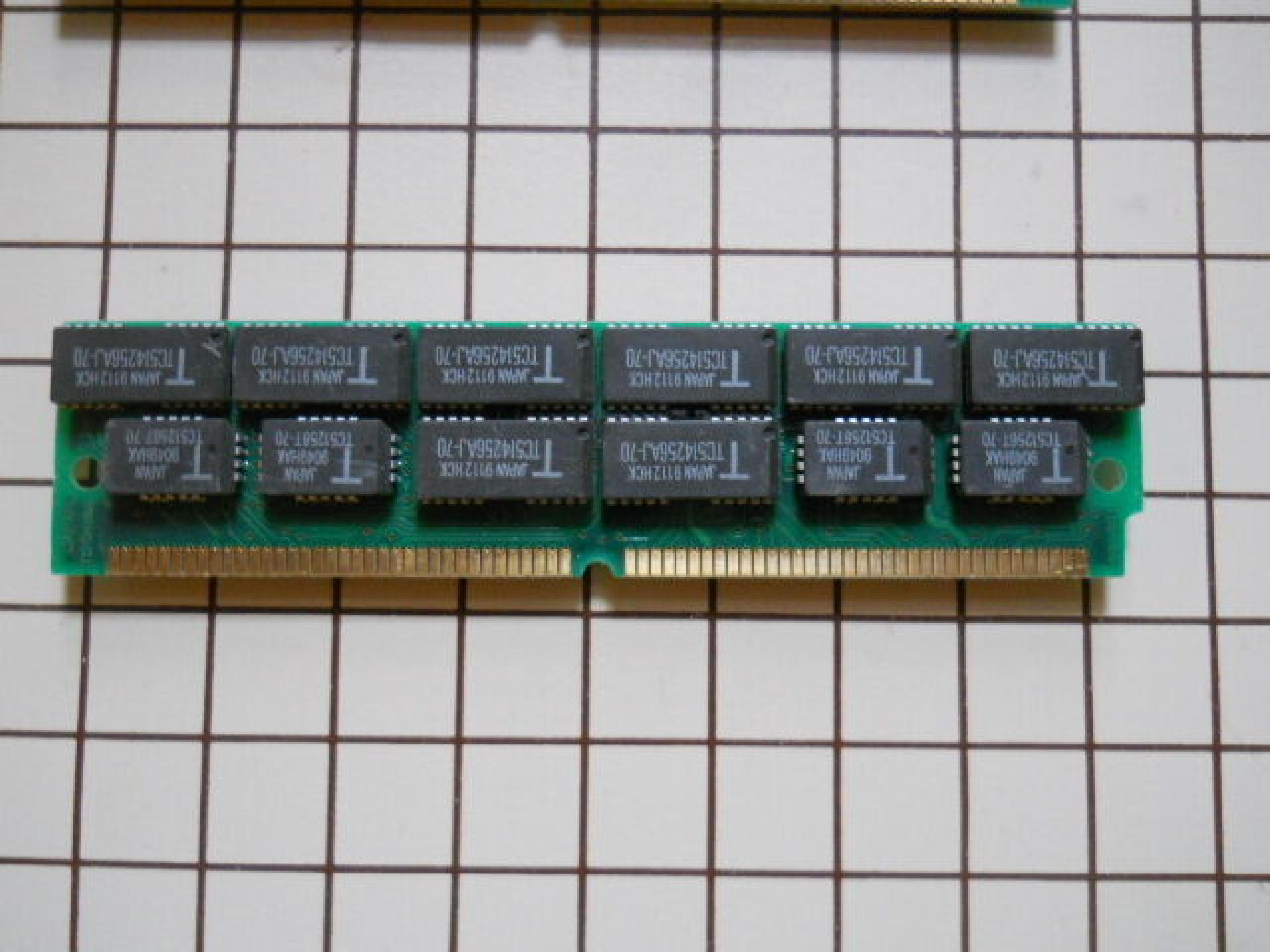 IBM 71F7008 MEMORY 2MB 70NS 72PIN