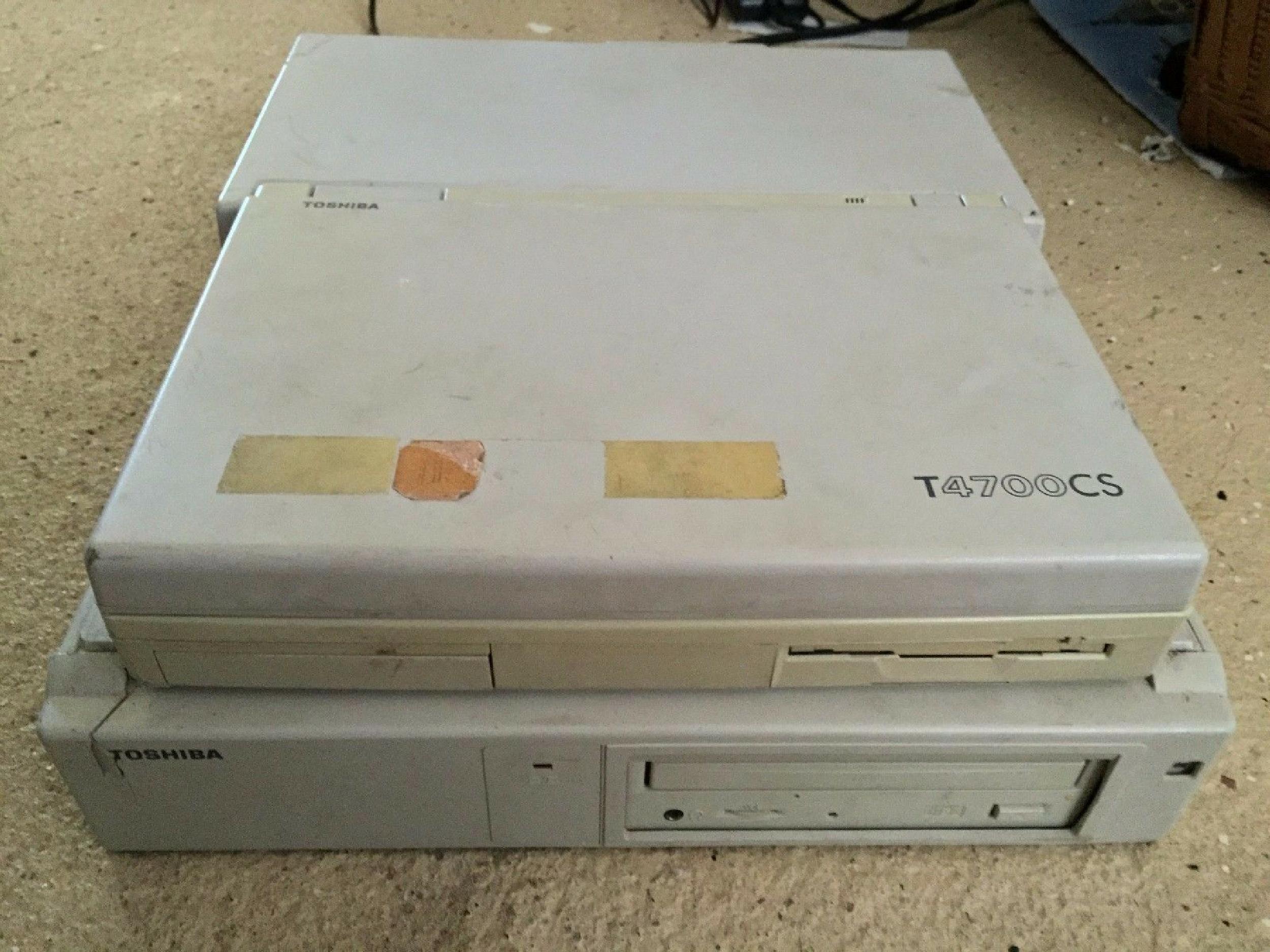 TOSHIBA PA2701U DESK STATION IV