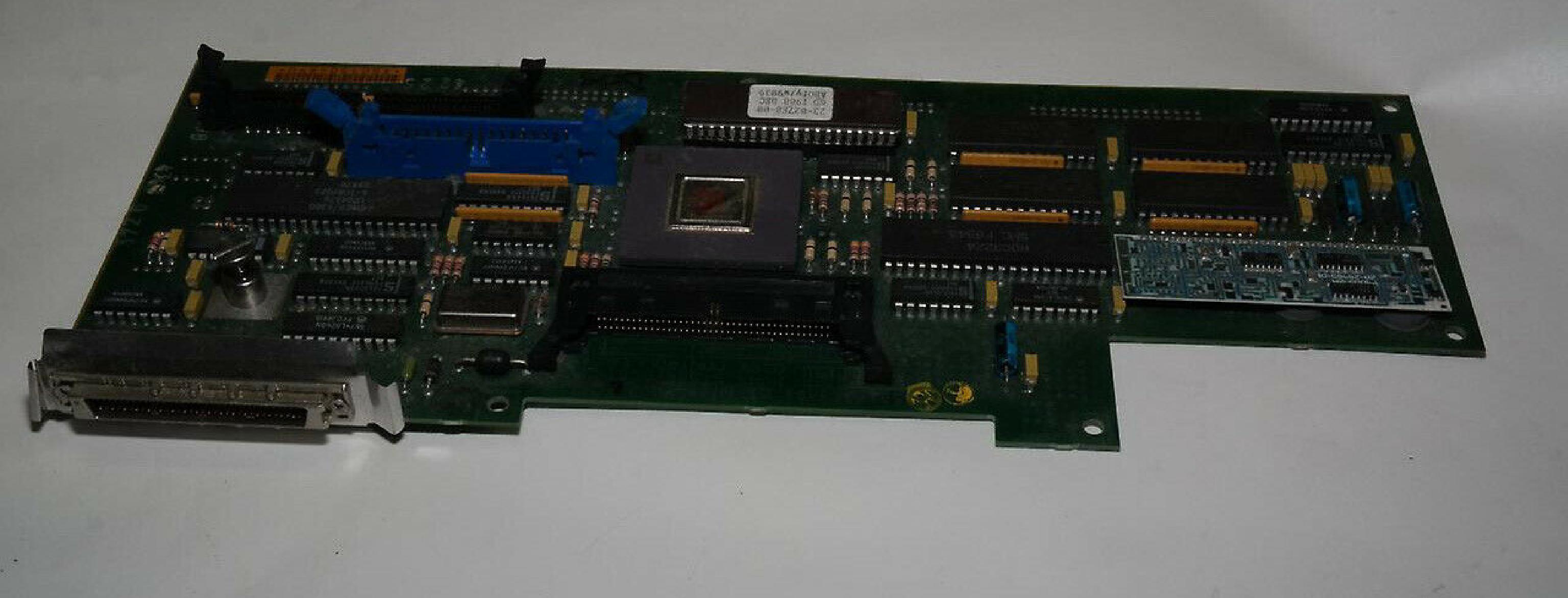 DEC / DIGITAL EQUIPMENT CORPORATION 5017313-01 SCSI DISK CONTROLLER PULLED FROM VAXSTATION 3100