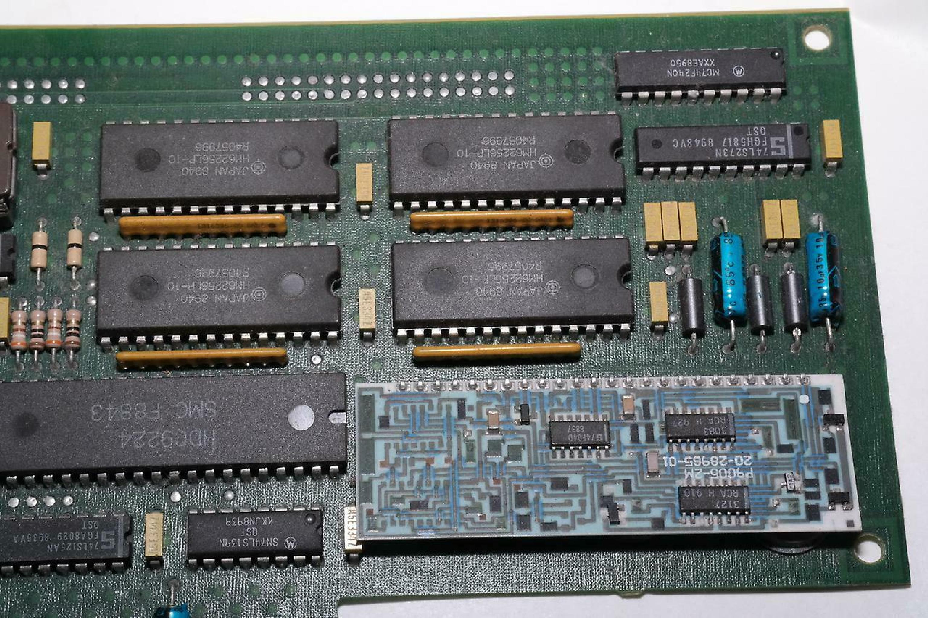 DEC / DIGITAL EQUIPMENT CORPORATION 5017313-01 SCSI DISK CONTROLLER PULLED FROM VAXSTATION 3100