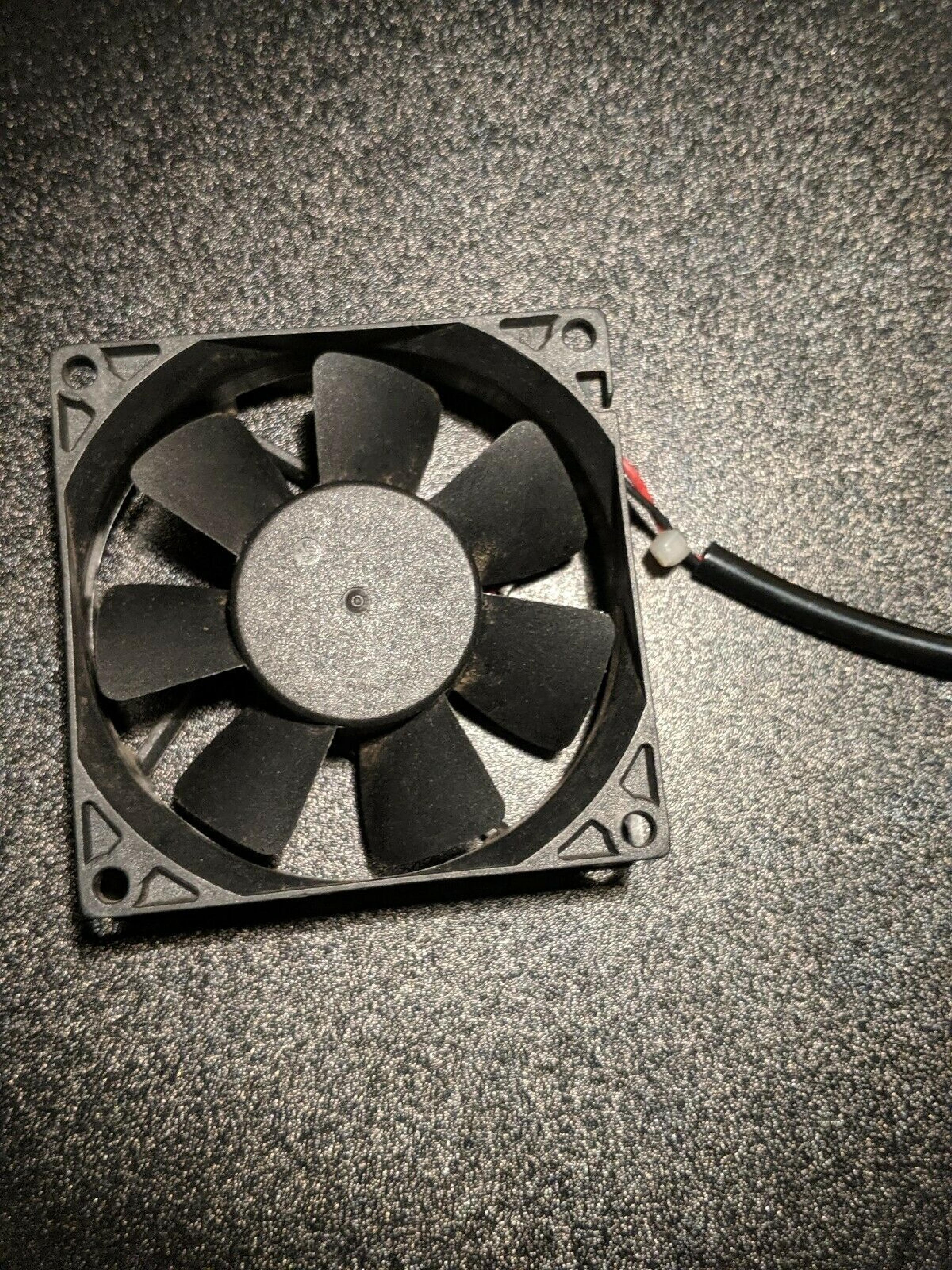 ADDA CORP. AD0812HS-A70GL 12VDC .25A FAN 80MM X 25MM WITH 2 WIRE CABLE AND 4 PIN MOLEX CONNECTOR