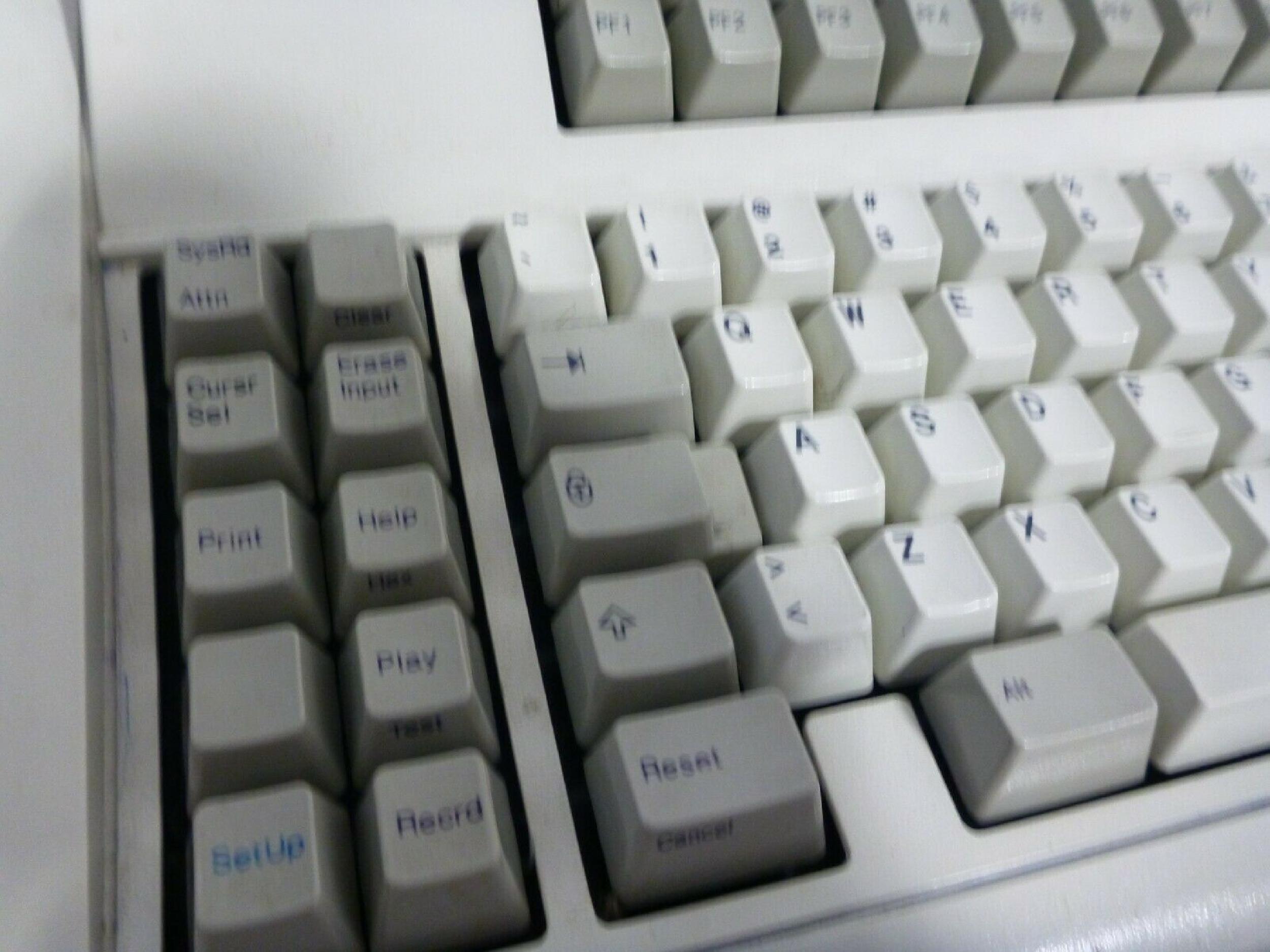 IBM 1390238 3191 122 KEY KEYBOARD