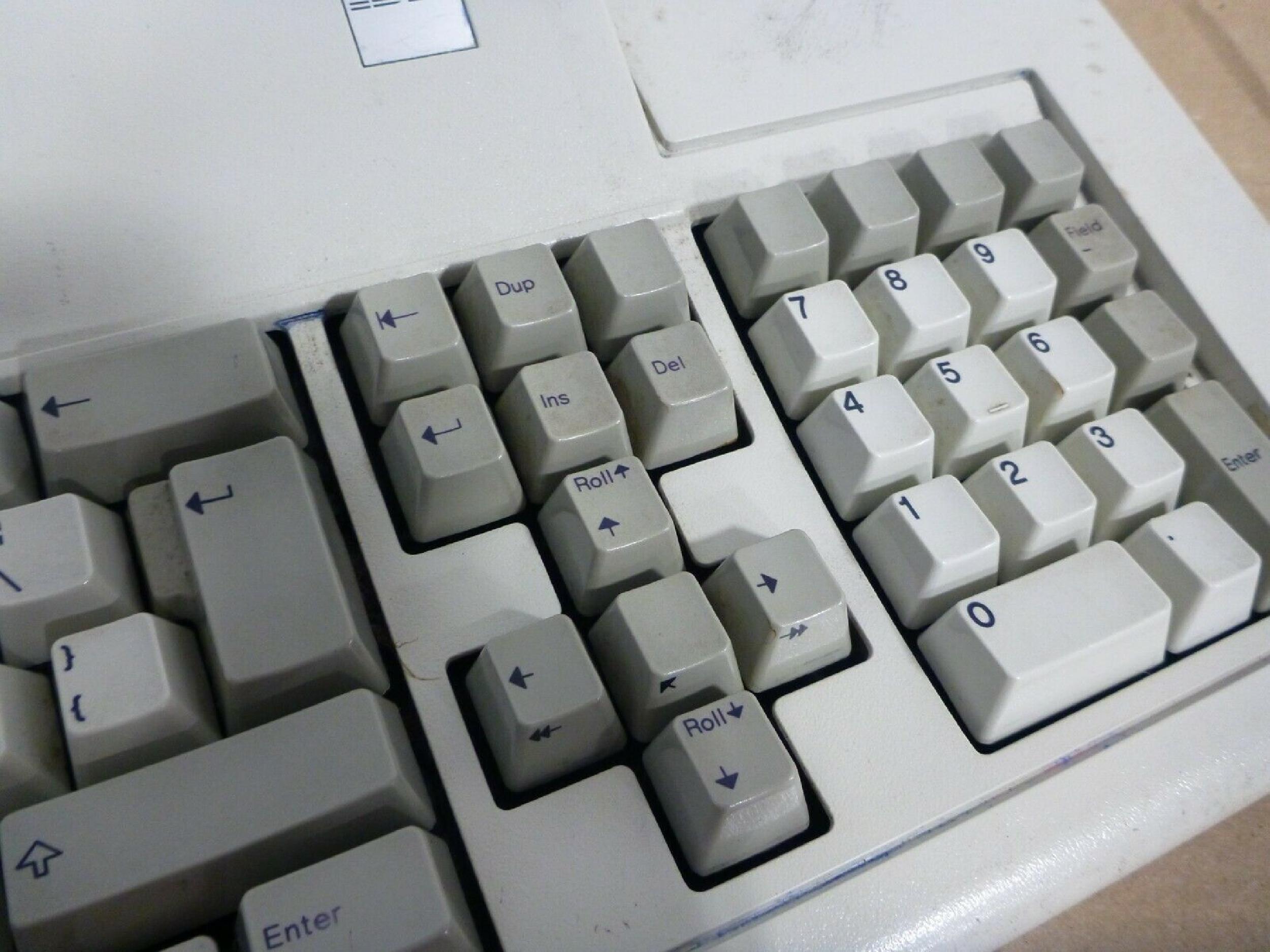 IBM 1390238 3191 122 KEY KEYBOARD