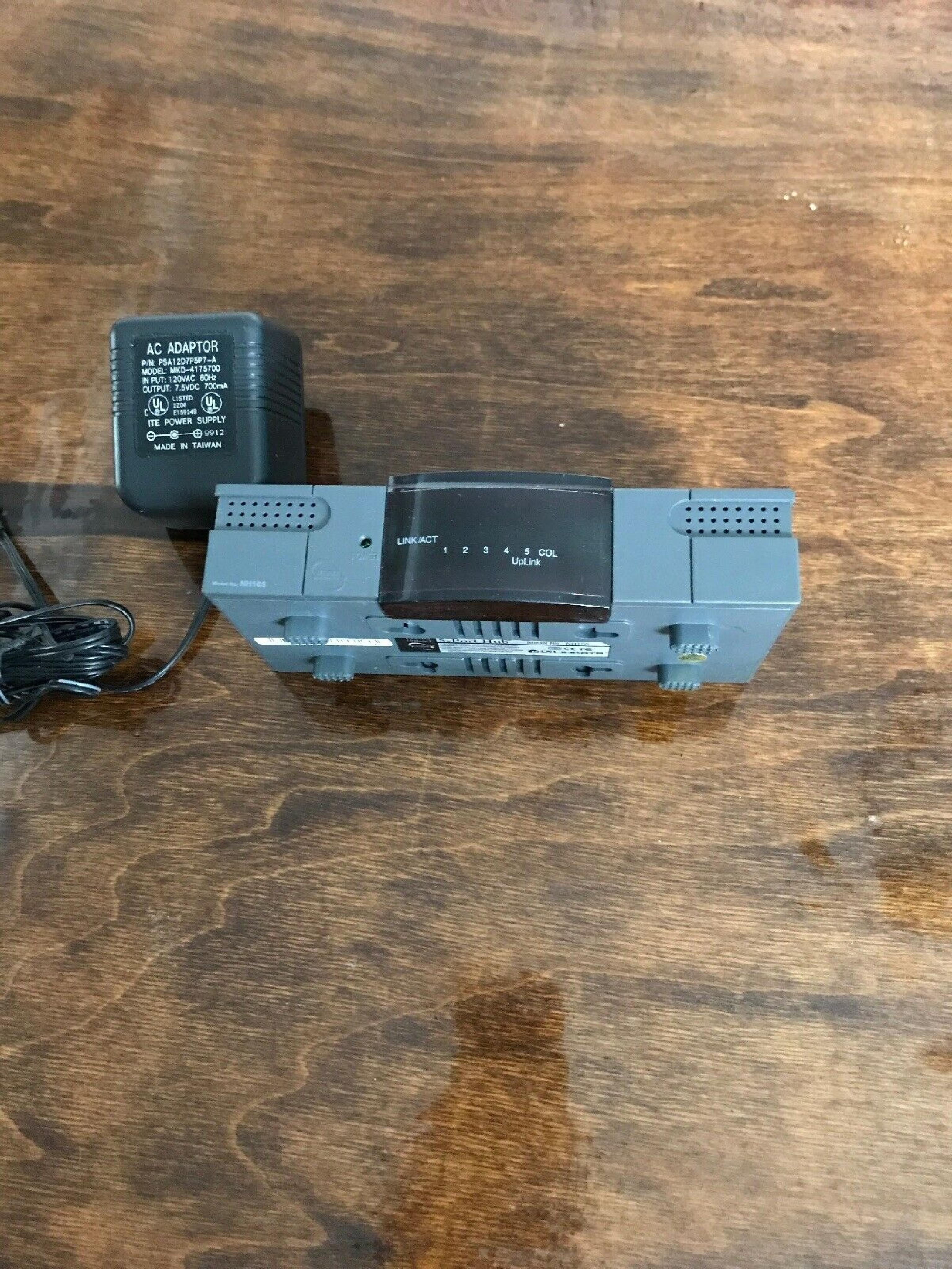 LINKSYS NH105 5-PORT HUB