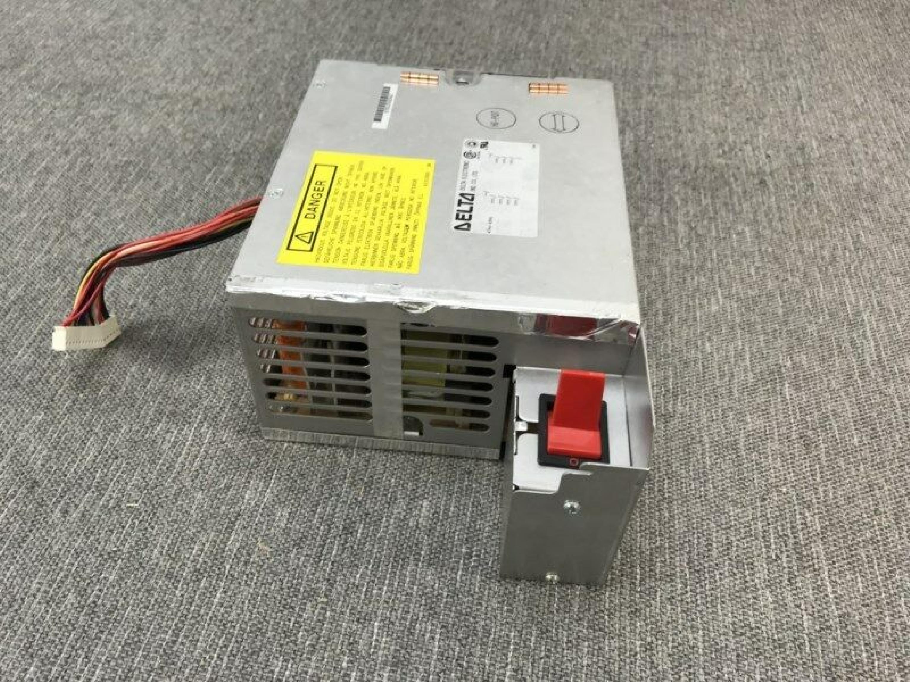 IBM 11F8749 POWER SUPPLY PULLED FROM 8530-E01