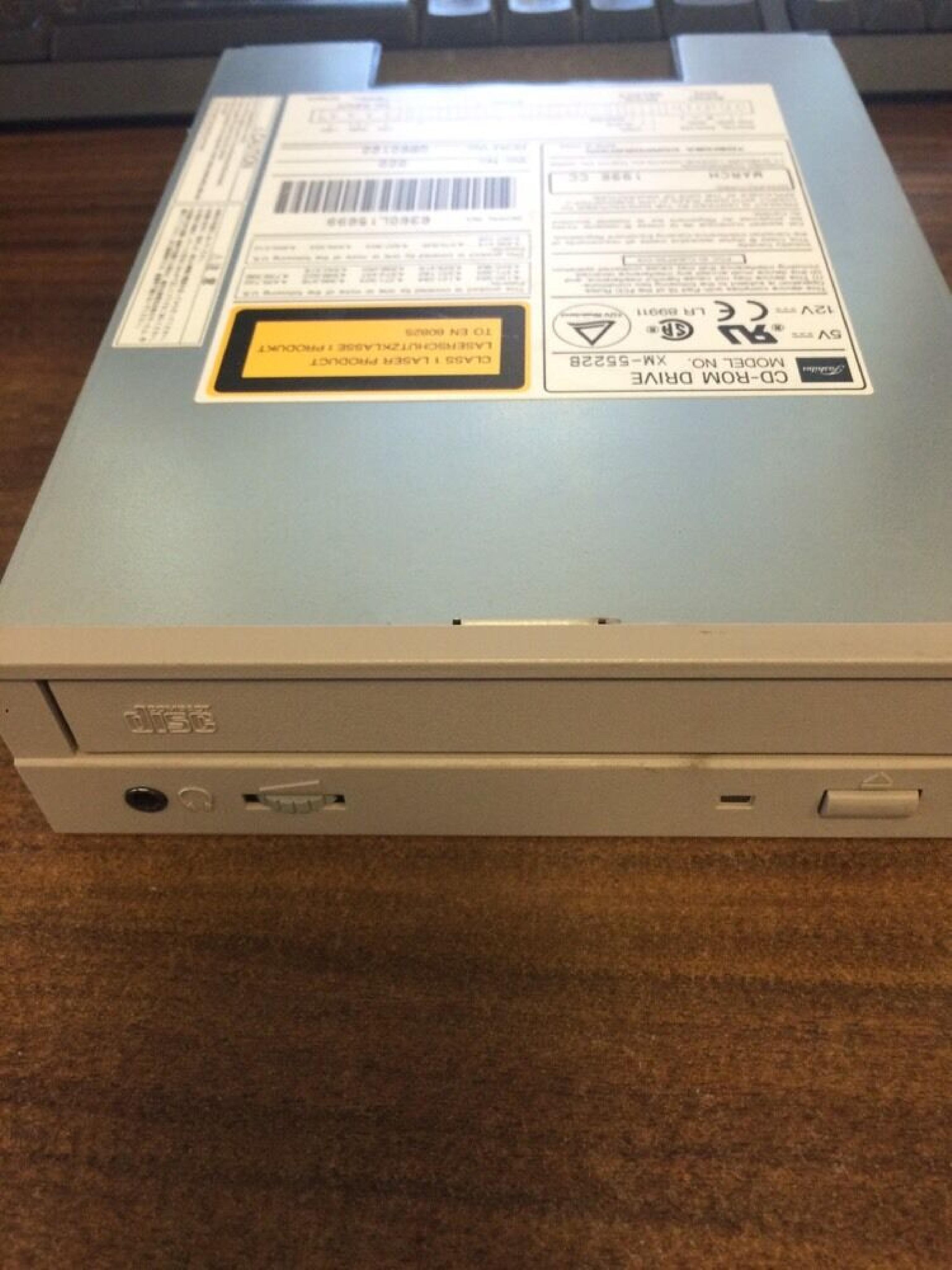 TOSHIBA XM-5522B 6X IDE CDROM