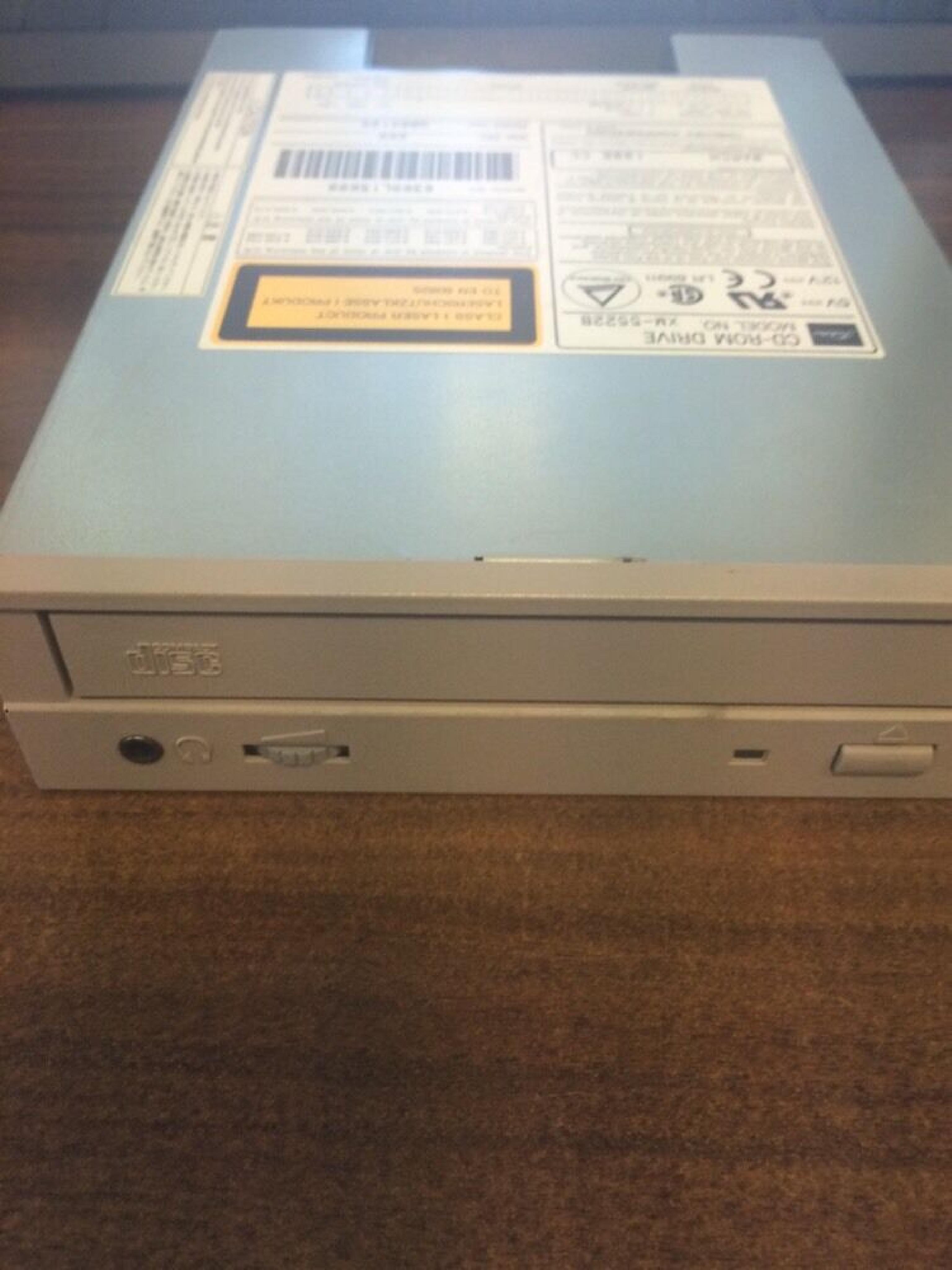 TOSHIBA XM-5522B 6X IDE CDROM