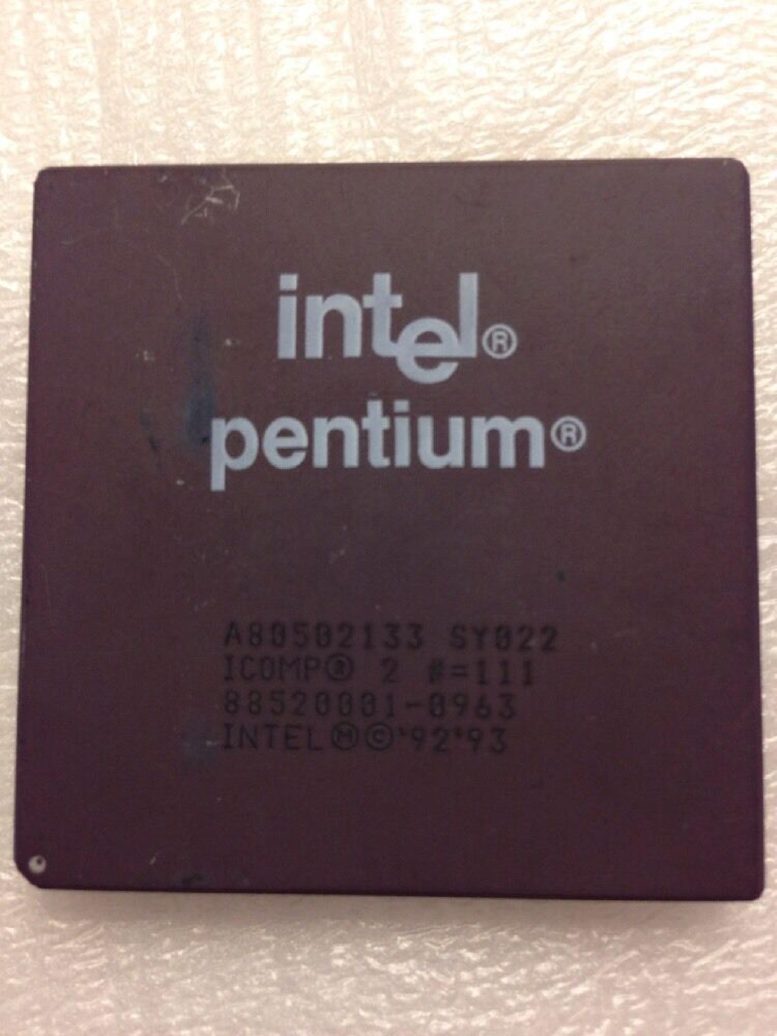 INTEL A80502133 SY022 133MHZ PENTIUM PROCESSER P54 SOCKET 7