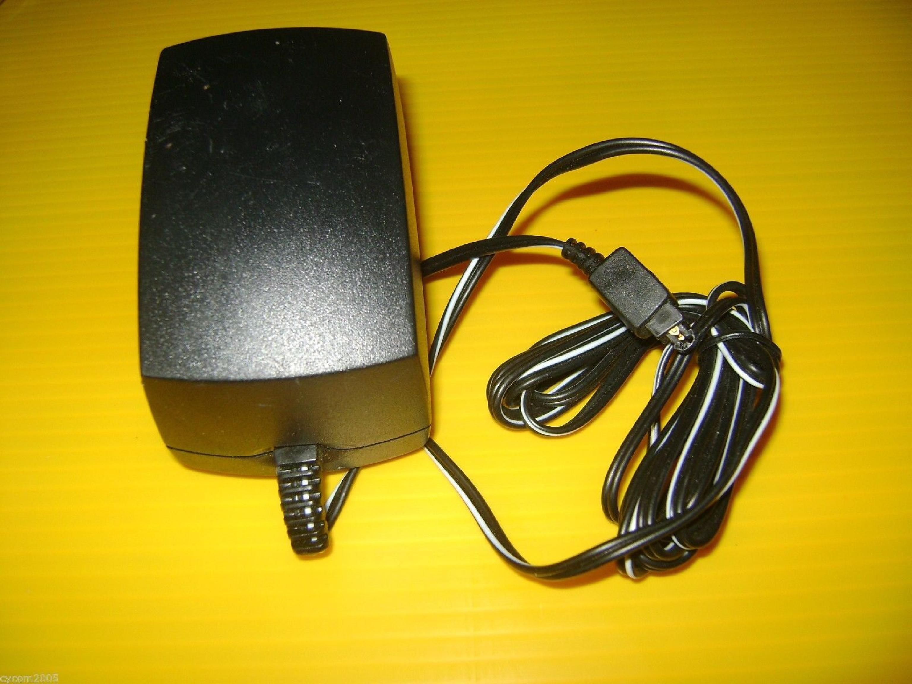 ERICSSON PI-41-356D AC ADAPTER 6V DC 700MA FOR USE WITH KH668