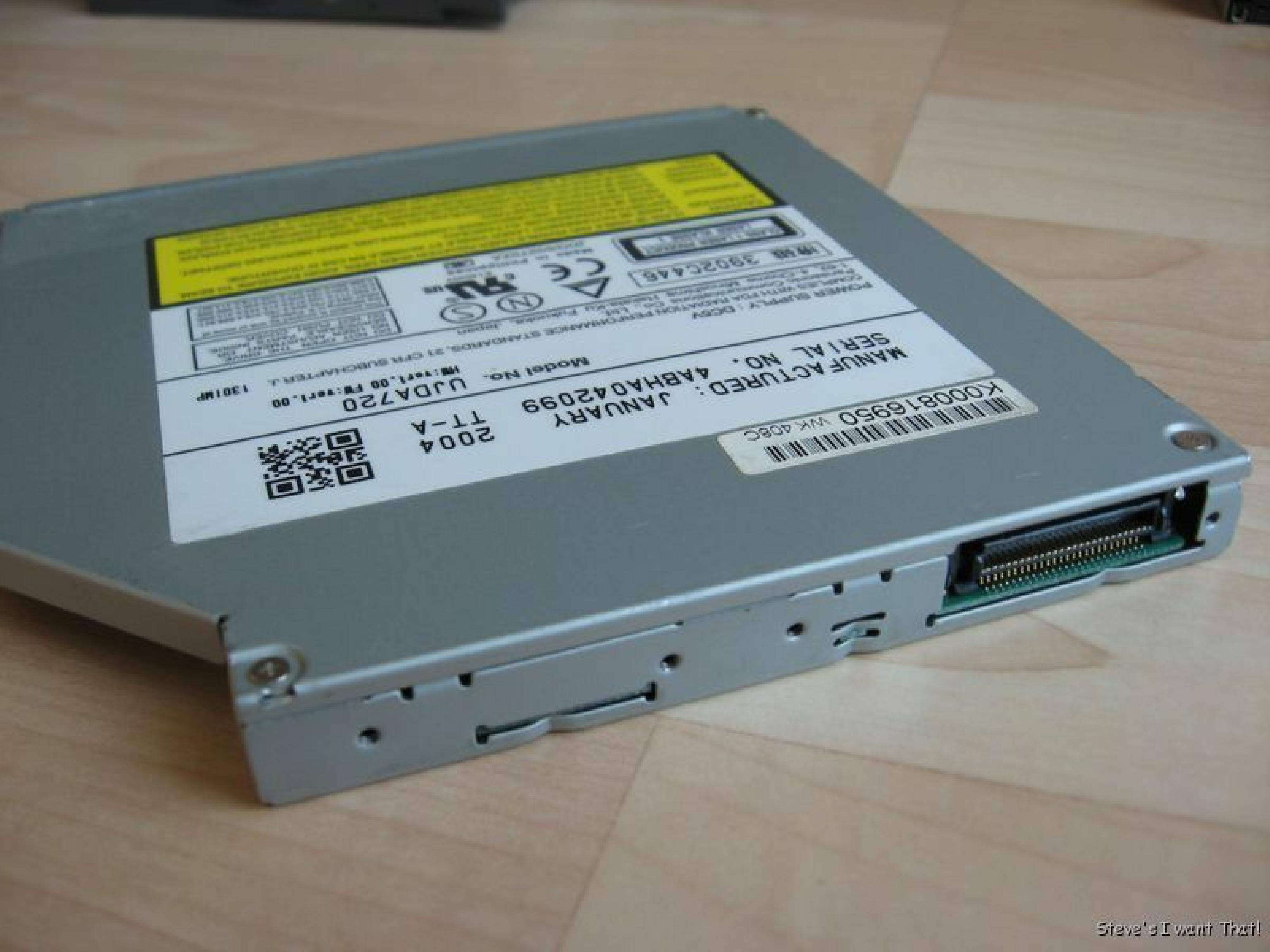 MATSUSHITA / PANASONIC / TOSHIBA UJDA720 DVD-ROM & CD-RW COMBINATION DRIVE MODULE FOR USE WITH HP AND MAYBE OTHERS DVD-ROM/CD-RW SLIMLINE BLACK BEZEL DVD/CDRW NOTEBOOK SILVER