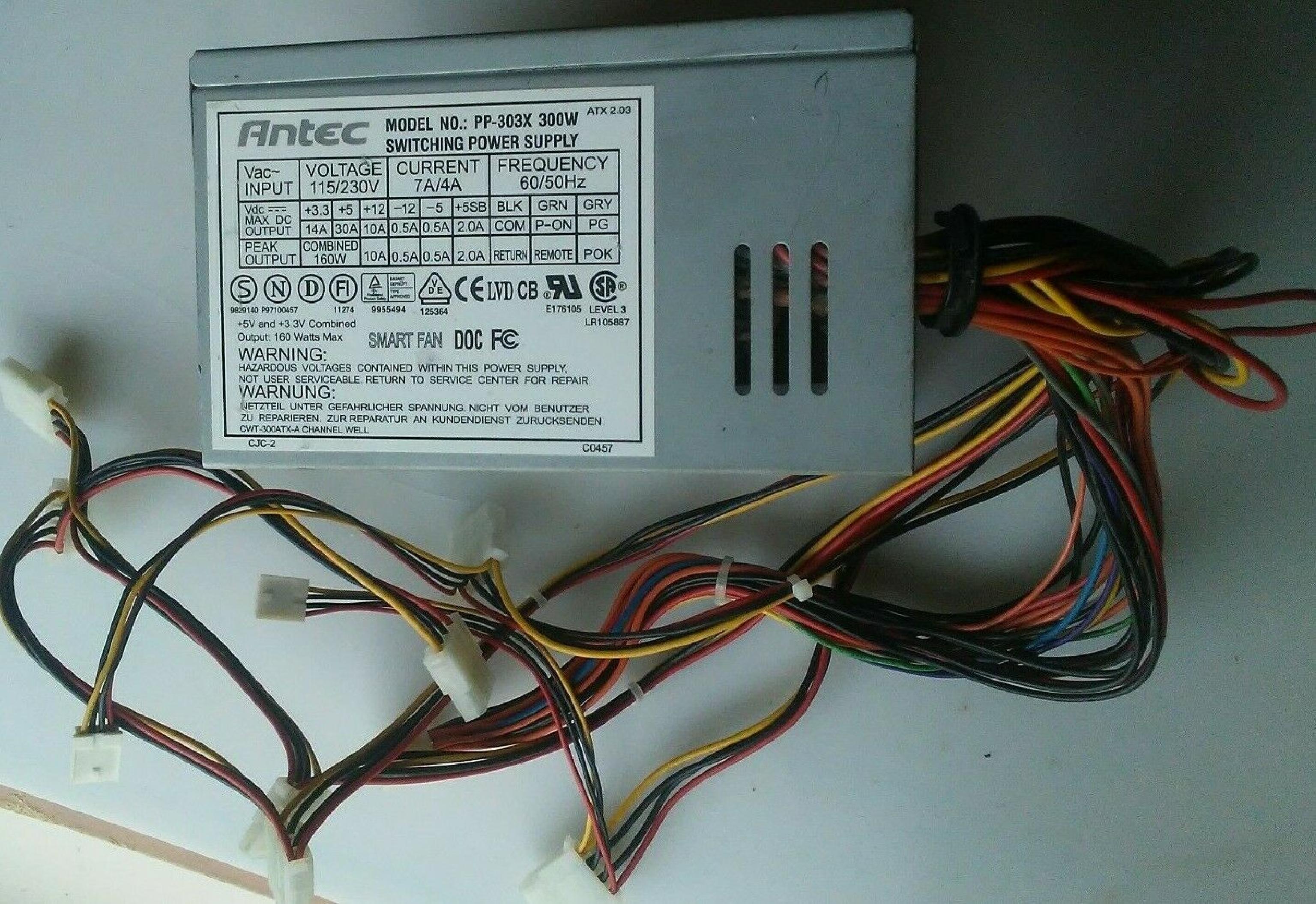 ANTEC PP-303X 300W 20PIN ATX POWER SUPPLY 7 MOLEX 2 BERG