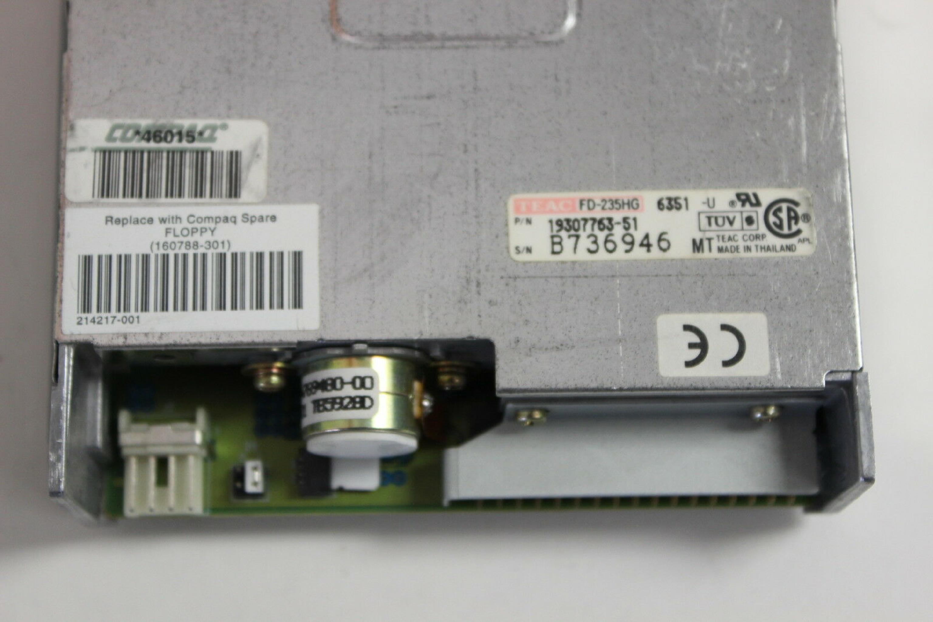 COMPAQ / HEWLETT PACKARD / HP 160788-301 FLOPPY PULLED FROM PRESARIO 3060 WITH NO FACE PLATE