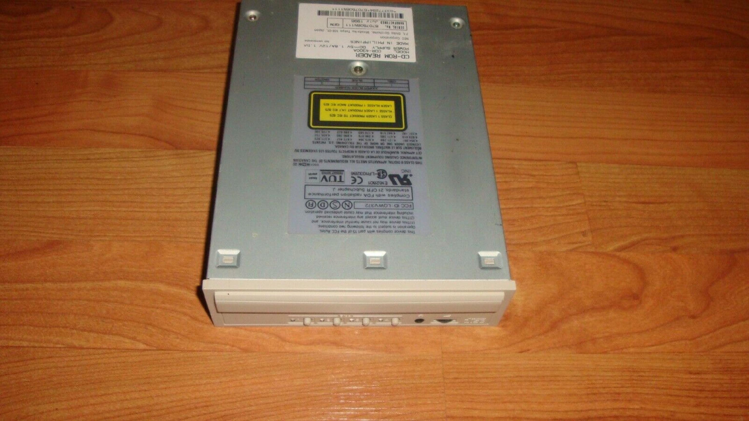 NEC CDR-4300A 4 DISC, 6X CDROM CHANGER PULLED FROM PRESARIO 3060