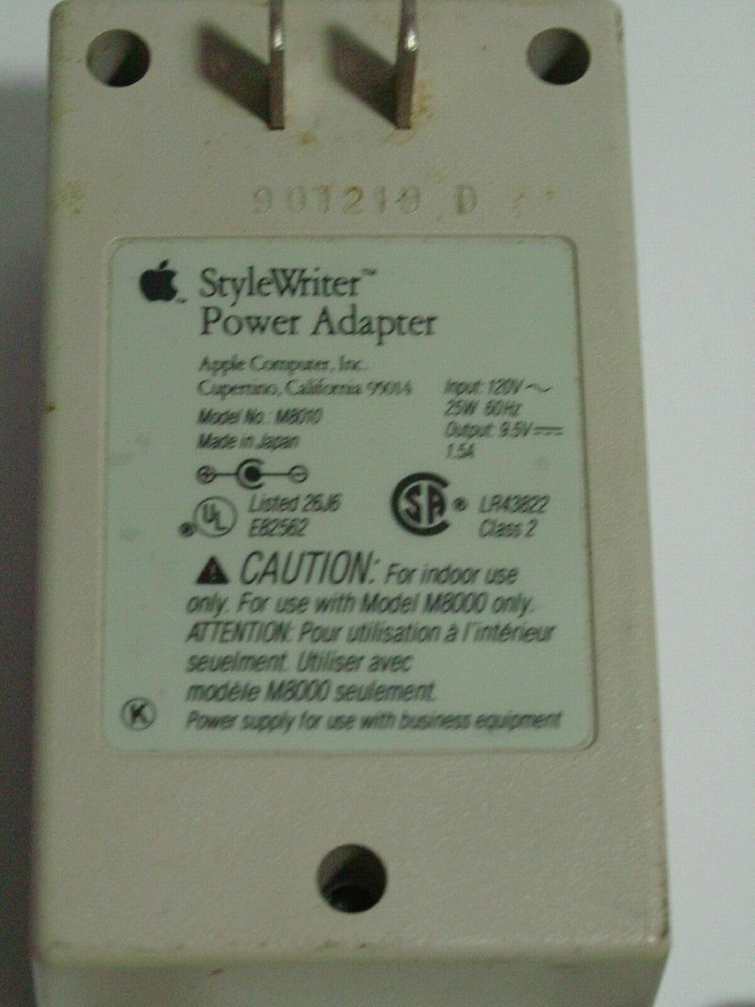 APPLE M8010 AC ADAPTER STYLEWRITER 9.5VDC 1.5A, 6FT CABLE WITH BARREL CONNECTOR, OD:5.5MM, ID:2.15MM, WALL STYLE, NEGATIVE INSIDE POLE