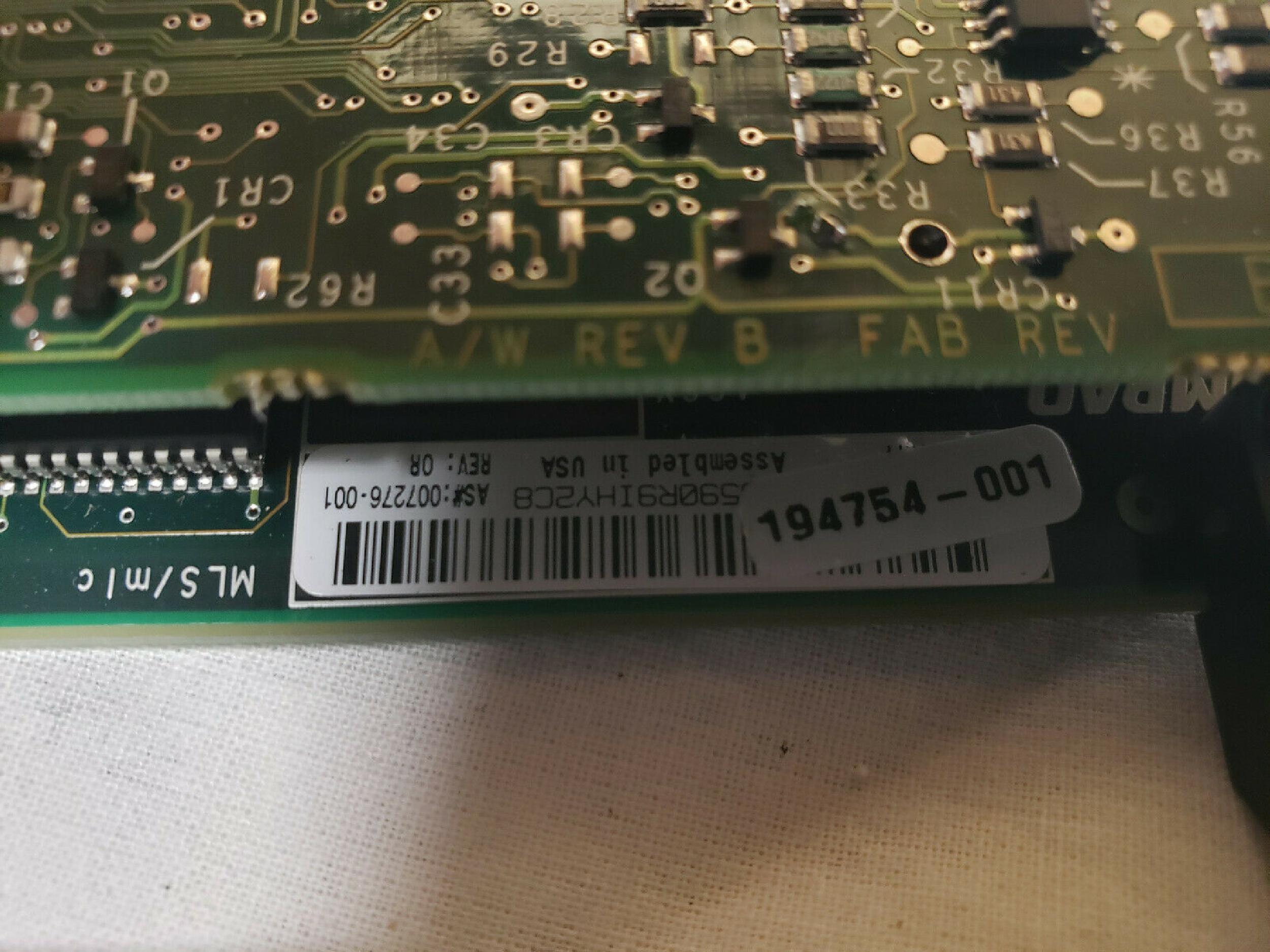 COMPAQ / HEWLETT PACKARD / HP 004222-001 68PIN SCSI RAID CONTROLLER