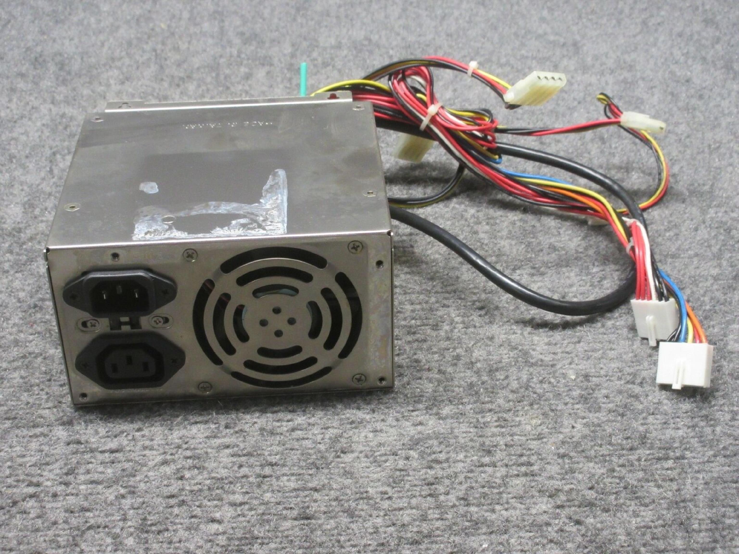 MAGITRONIC D-P350 200W AT STYLE POWER SUPPLY