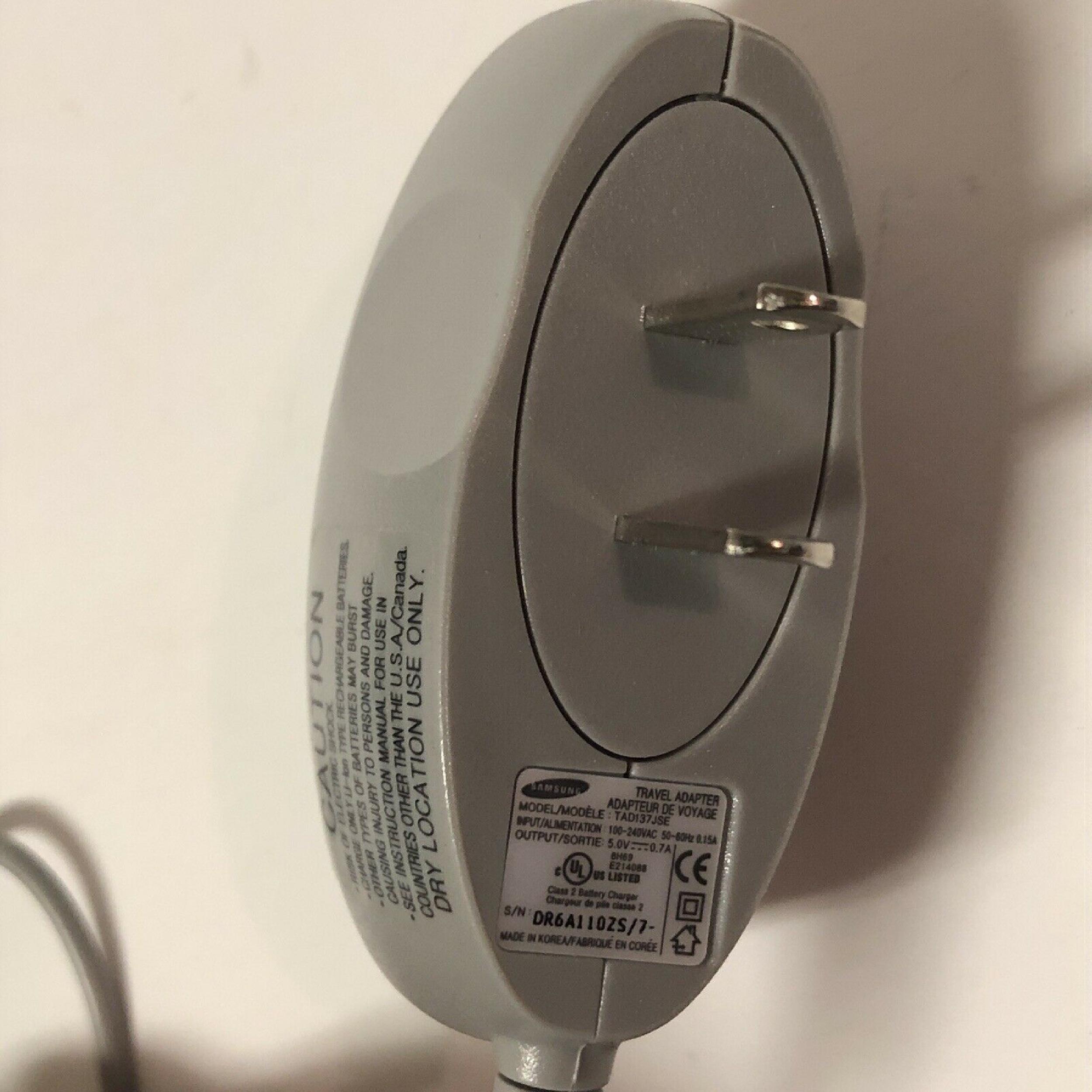 SAMSUNG TAD137JSE TRAVEL ADAPTER INLINE CHARGER WITH 6FT CABLE, WALL MOUNT STYLE