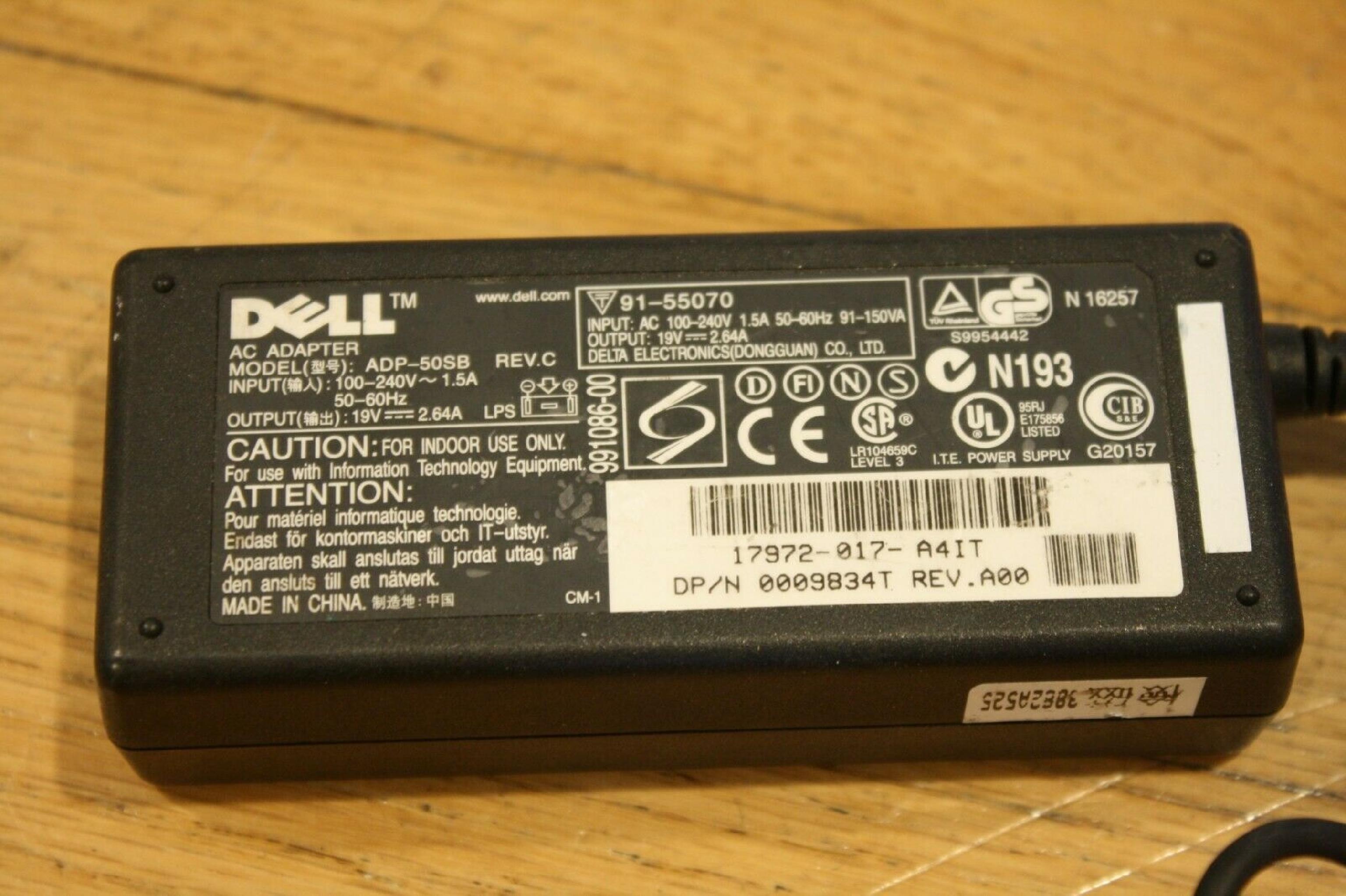 DELL / COMPAQ / HEWLETT PACKARD / HP ADP-50SB AC ADAPTER 19VDC 2.64A, 6FT CABLE WITH 3 PIN IN-LINE CONNECTOR, DESKTOP STYLE NO WALL PLUG INCLUDED 19V DC 2.64A CONNECTOR 18.5VDC 2.7A BARREL 4.8MM OD, 1.75MM ID