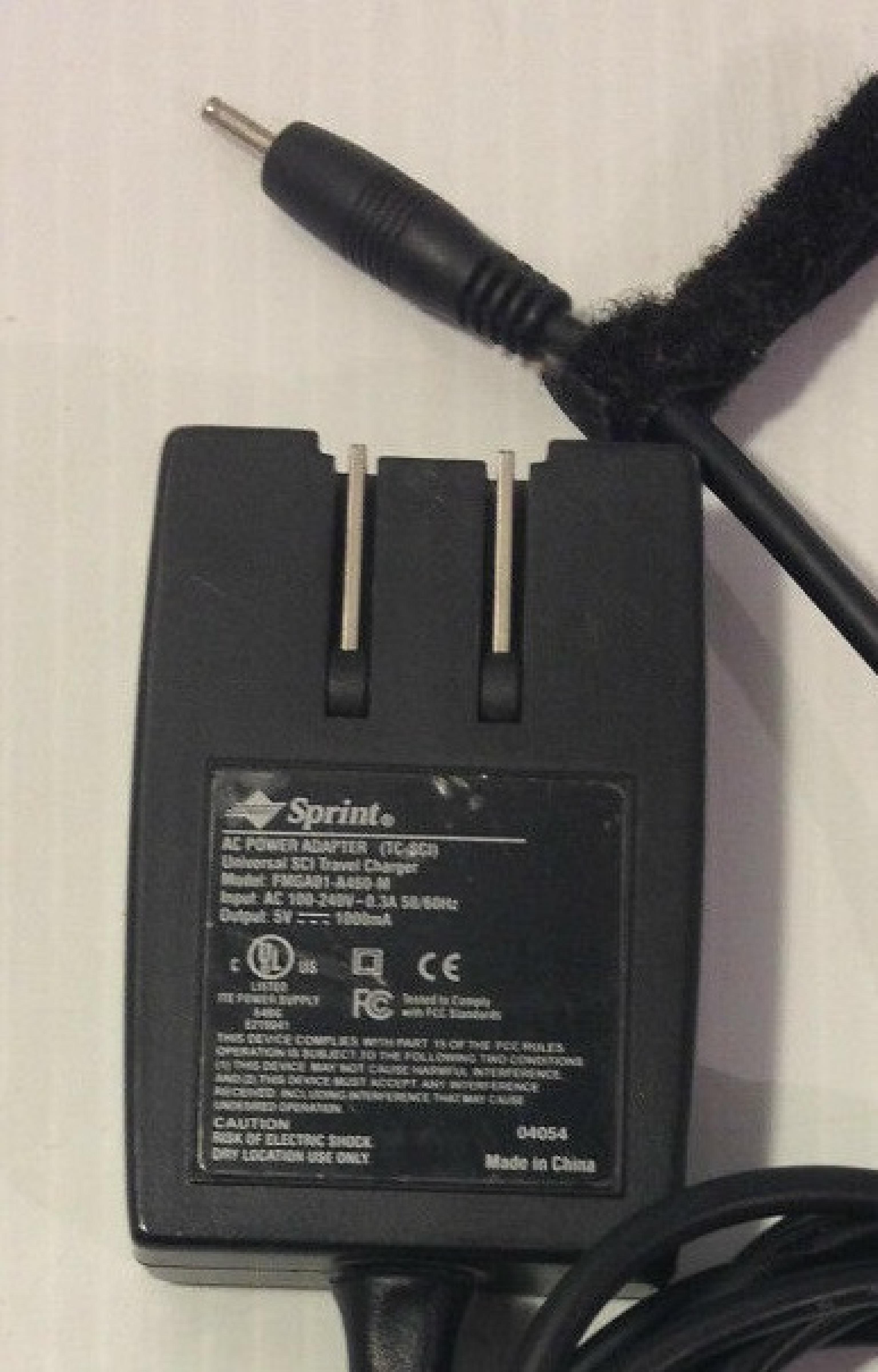 SPRINT FMGA01-A460-M AC ADAPTER 5VDC 1000MA, 6FT CABLE WITH BARREL CONNECTOR, OD:2.8MM, ID:0.7MM, WALL STYLE,