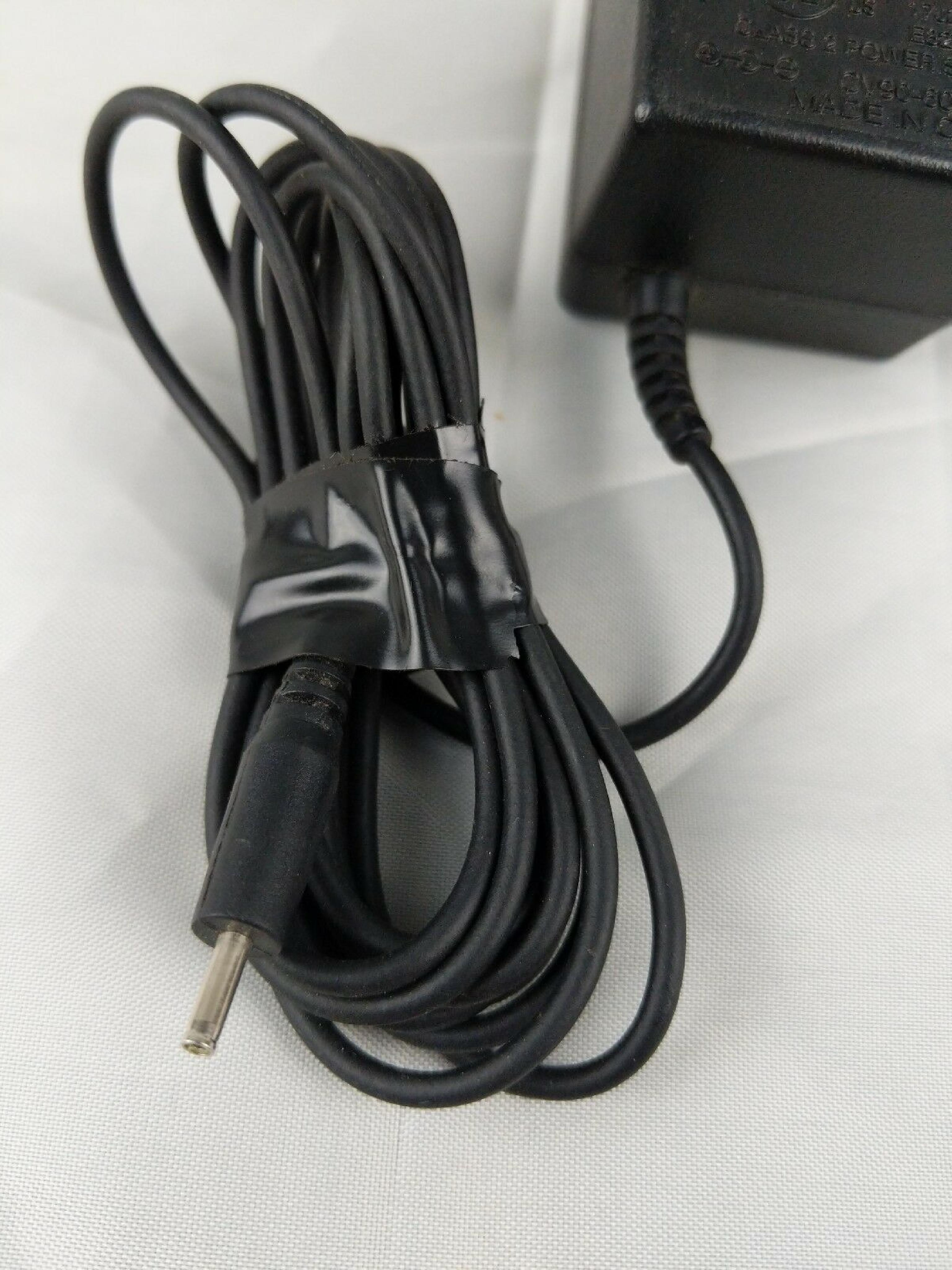 KYOCERA TXACA0C01 TRAVEL CHARGER FOR 2135, 2325, 3225, KX434 5.2V DC 400MA AC ADAPTER WITH BARREL CONNECTOR WALL STYLE