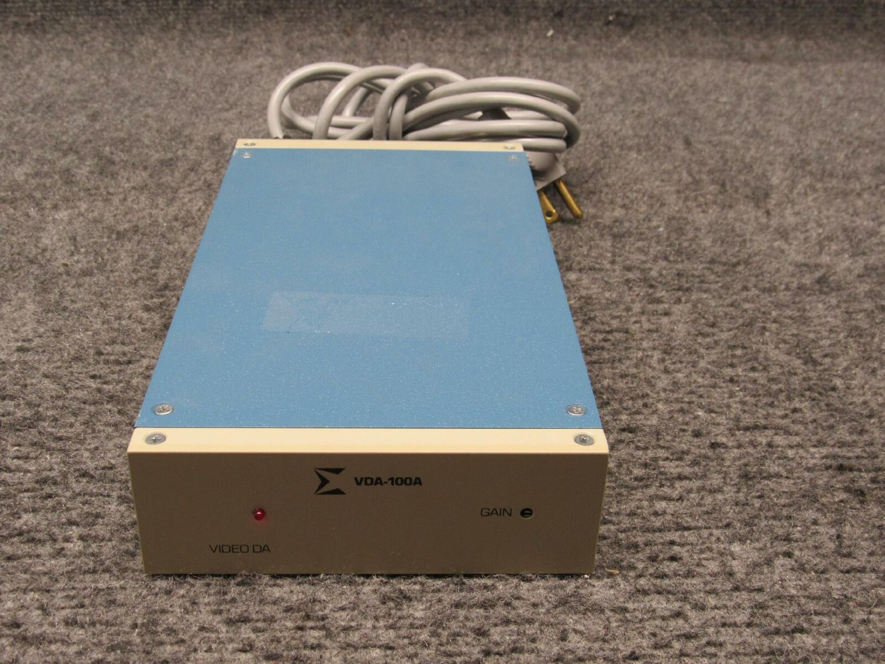 SIGMA VDA-100A VIDEO DISTRIBUTION AMPLIFIER