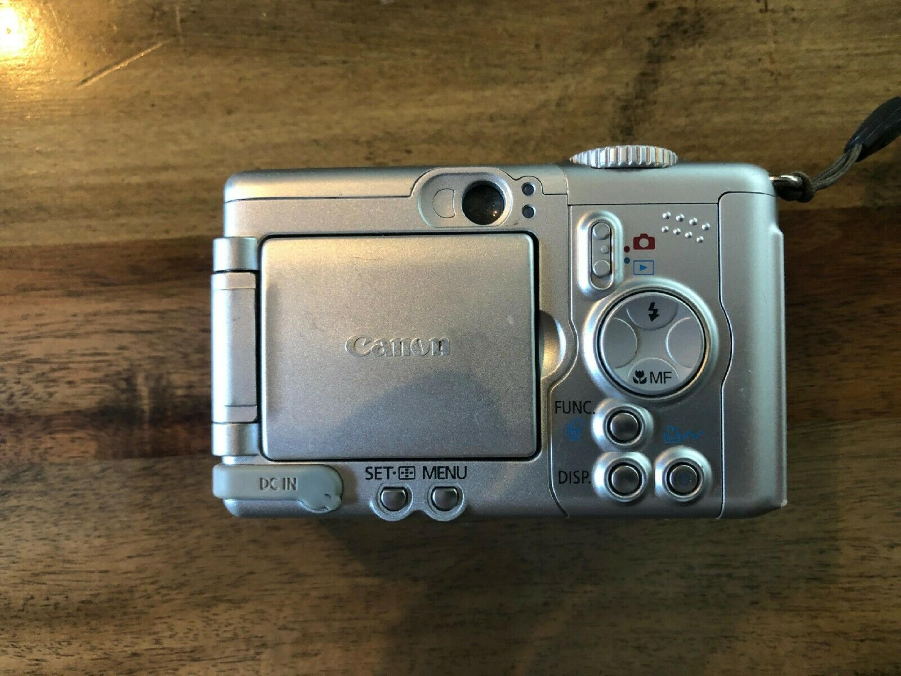 CANON PC1099 5MP DIGITAL CAMERA WITH 3X OPTICAL ZOOM