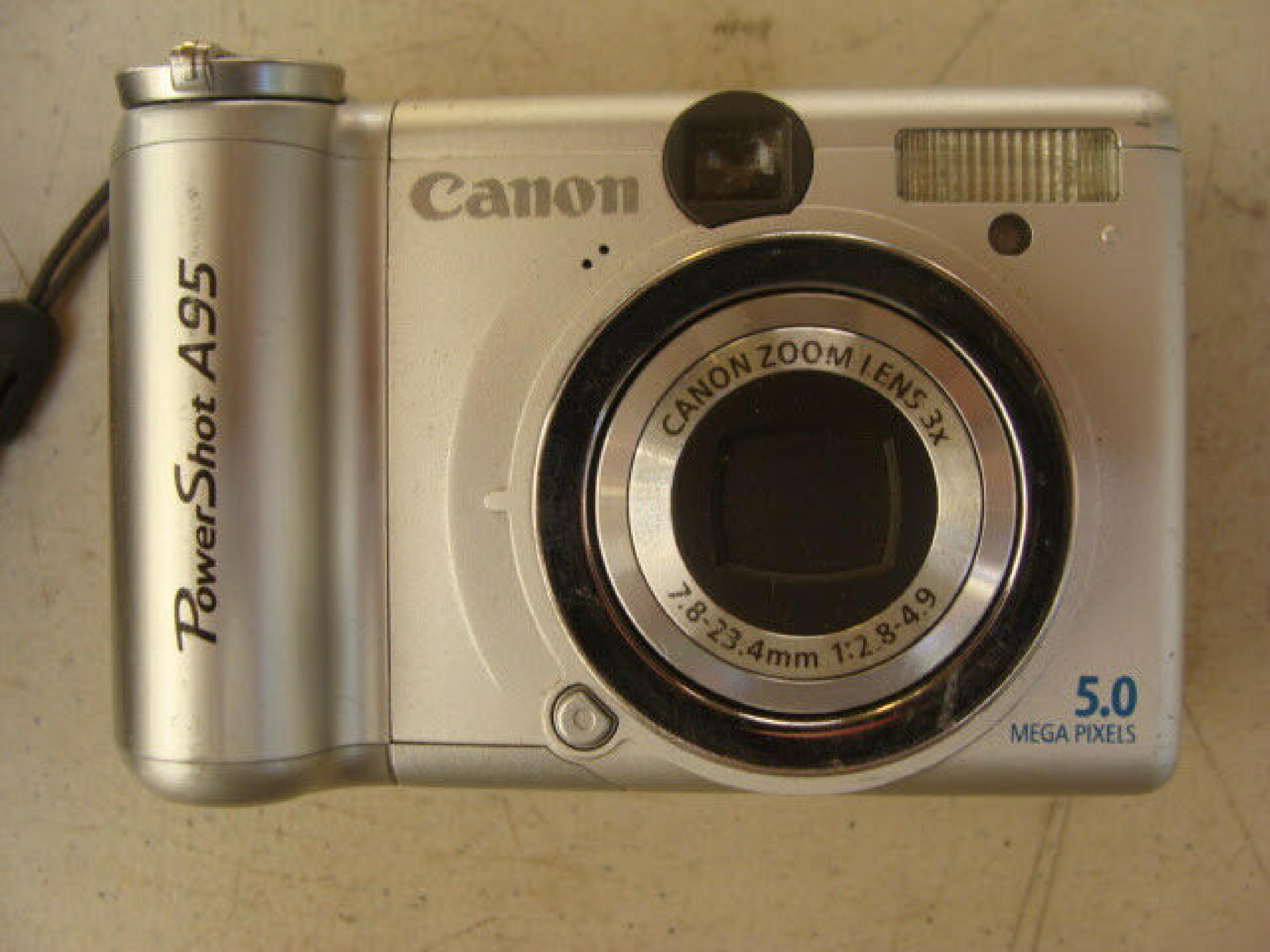 CANON PC1099 5MP DIGITAL CAMERA WITH 3X OPTICAL ZOOM