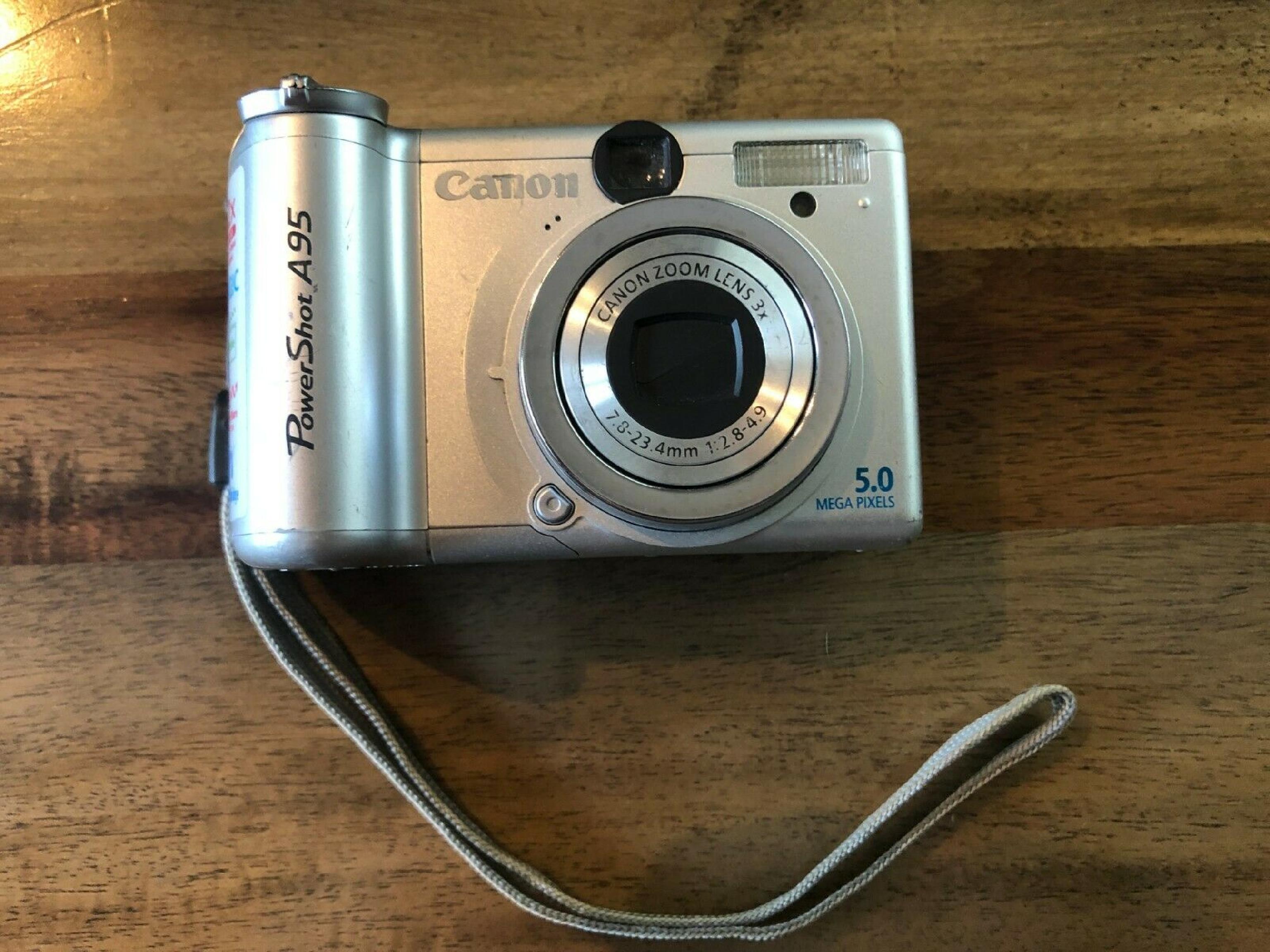 CANON PC1099 5MP DIGITAL CAMERA WITH 3X OPTICAL ZOOM