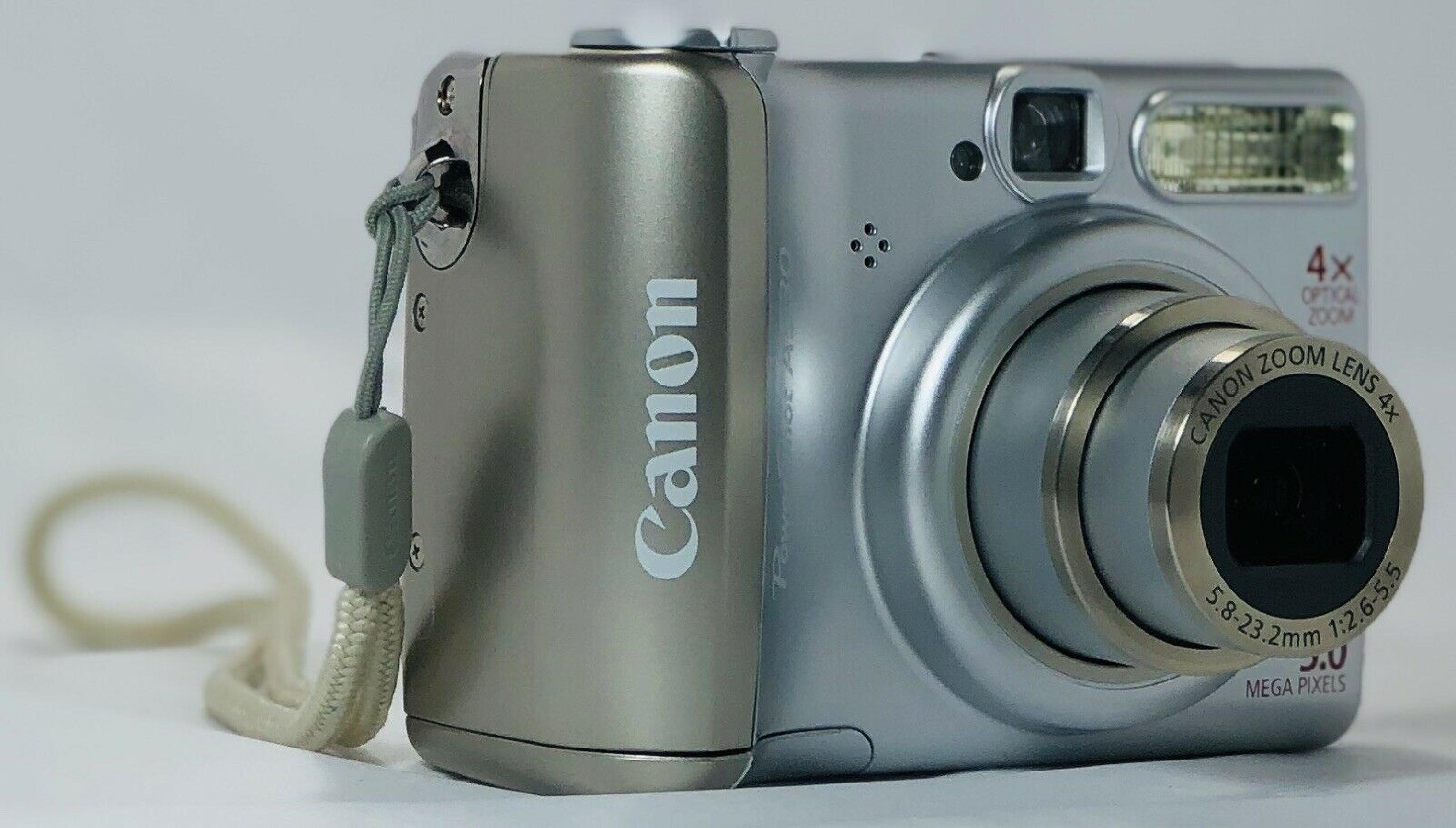 CANON PC1184 5MP DIGITAL CAMERA WITH 4X OPTICAL ZOOM