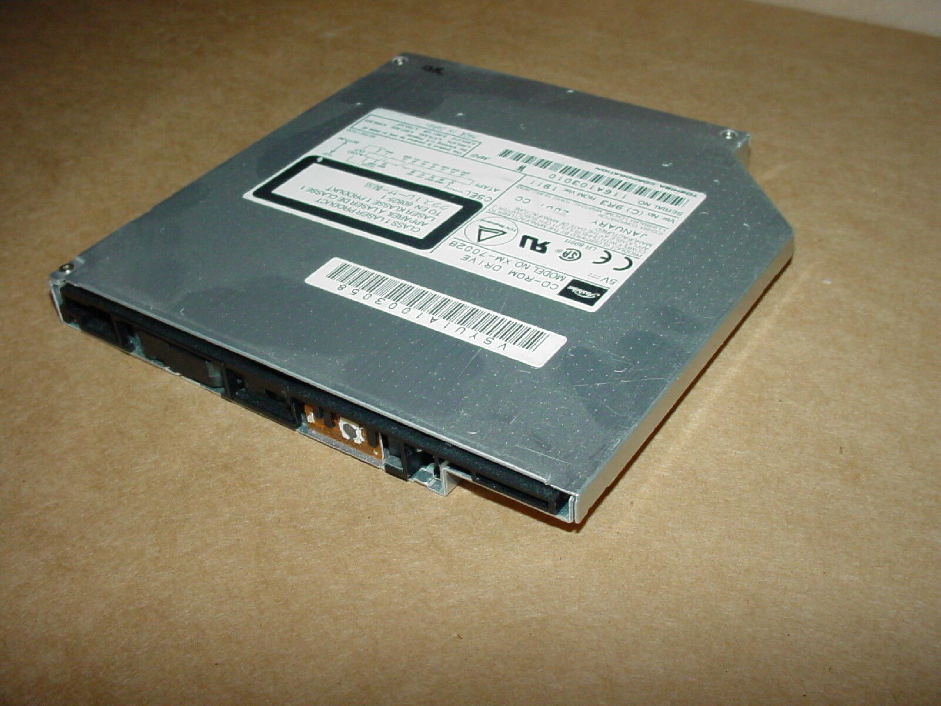 TOSHIBA XM-7002B CD-ROM DRIVE FOR NETRA T1 105 SERVER FOR