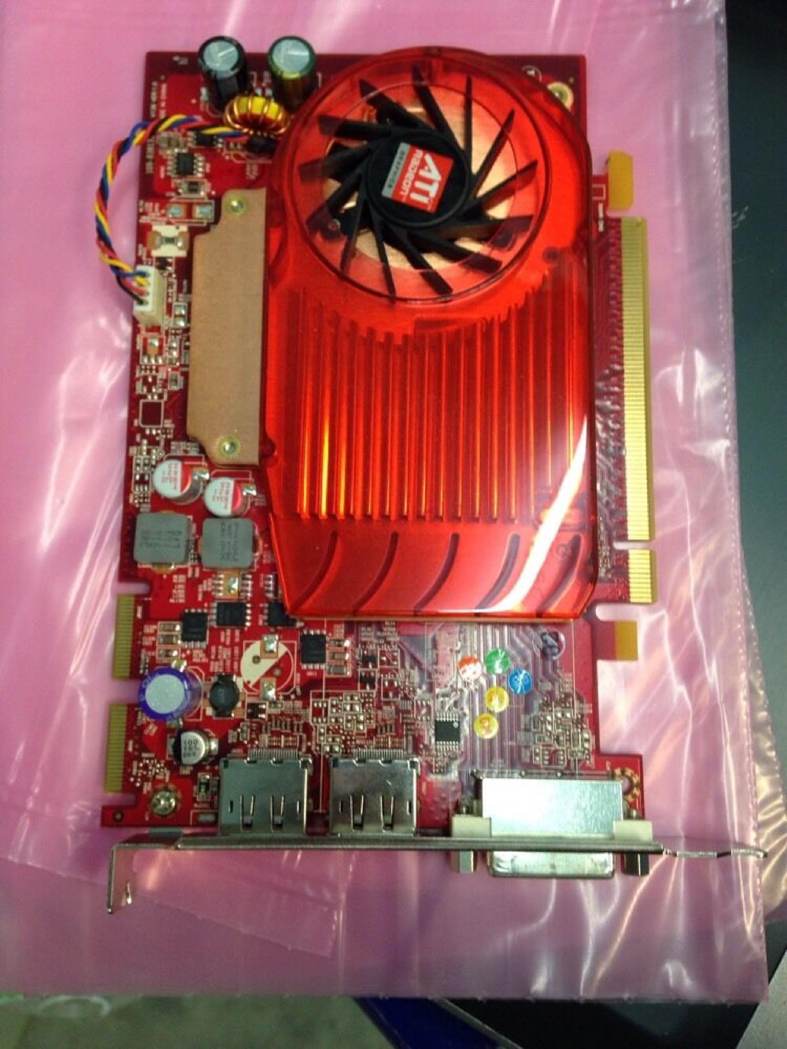 ATI 481421-001 HD 3650 RV635 512MB PCI-E VIDEO CARD WITH DUAL DVI OUTPUTS