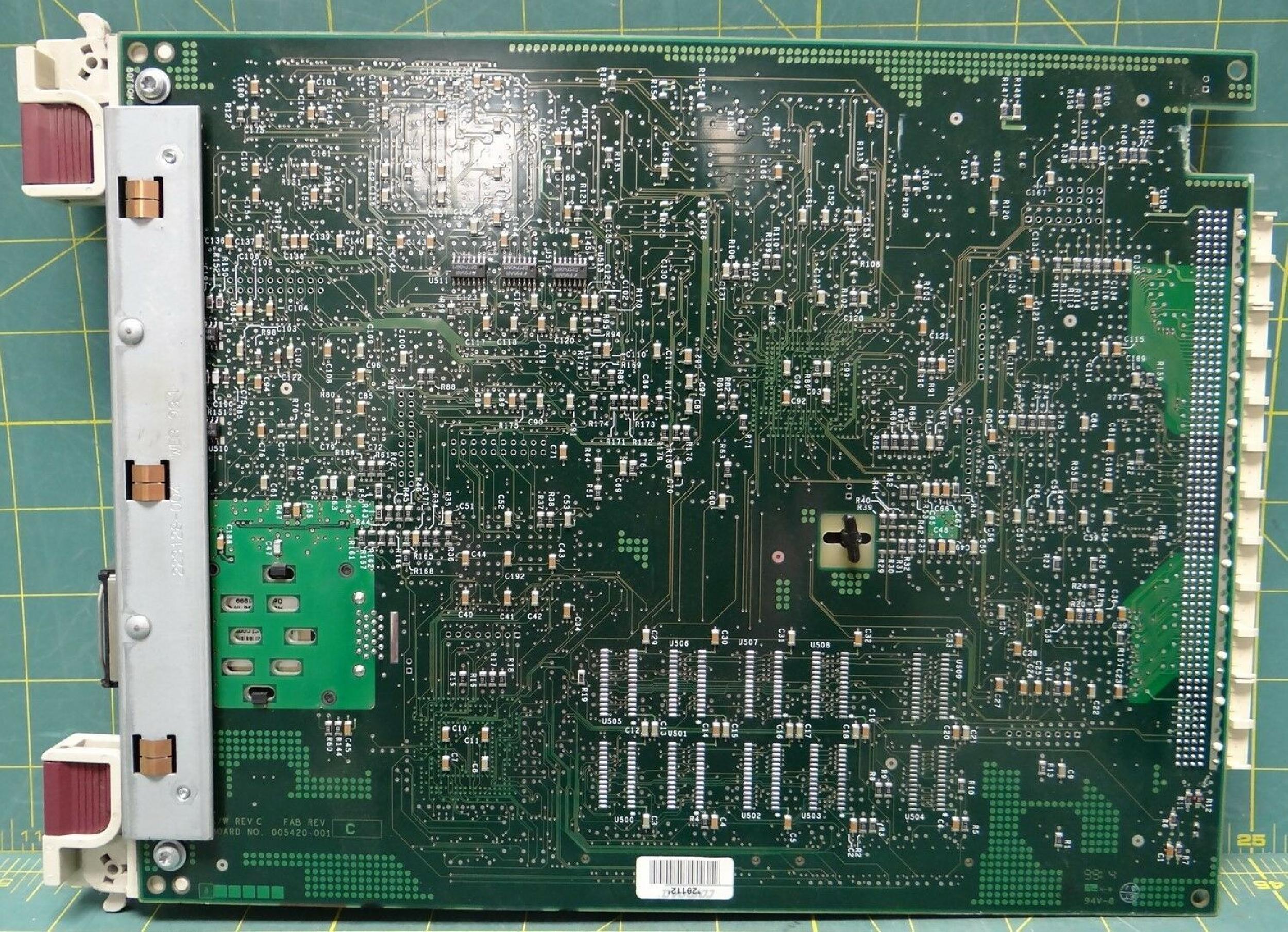 COMPAQ / HEWLETT PACKARD / HP 005420-001 ARRAY CONTROLLER BOARD W/64MB CACHE